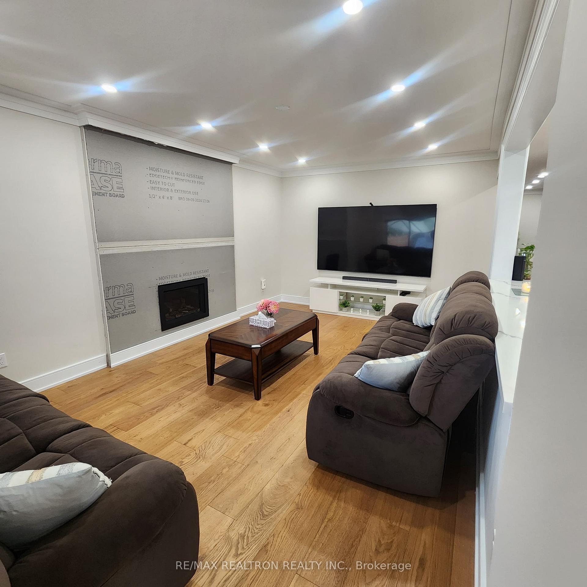 Photo 28 of 1530 Oakburn Street, Pickering, Highbush — HOMEH