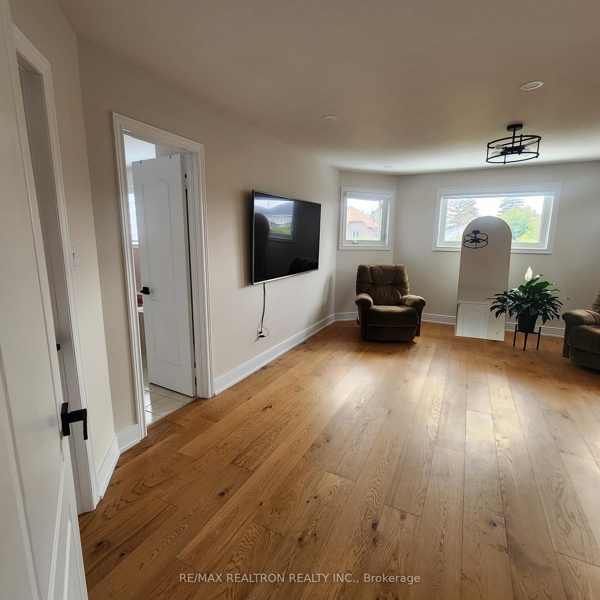 Photo 18 of 1530 Oakburn Street, Pickering, Highbush — HOMEH