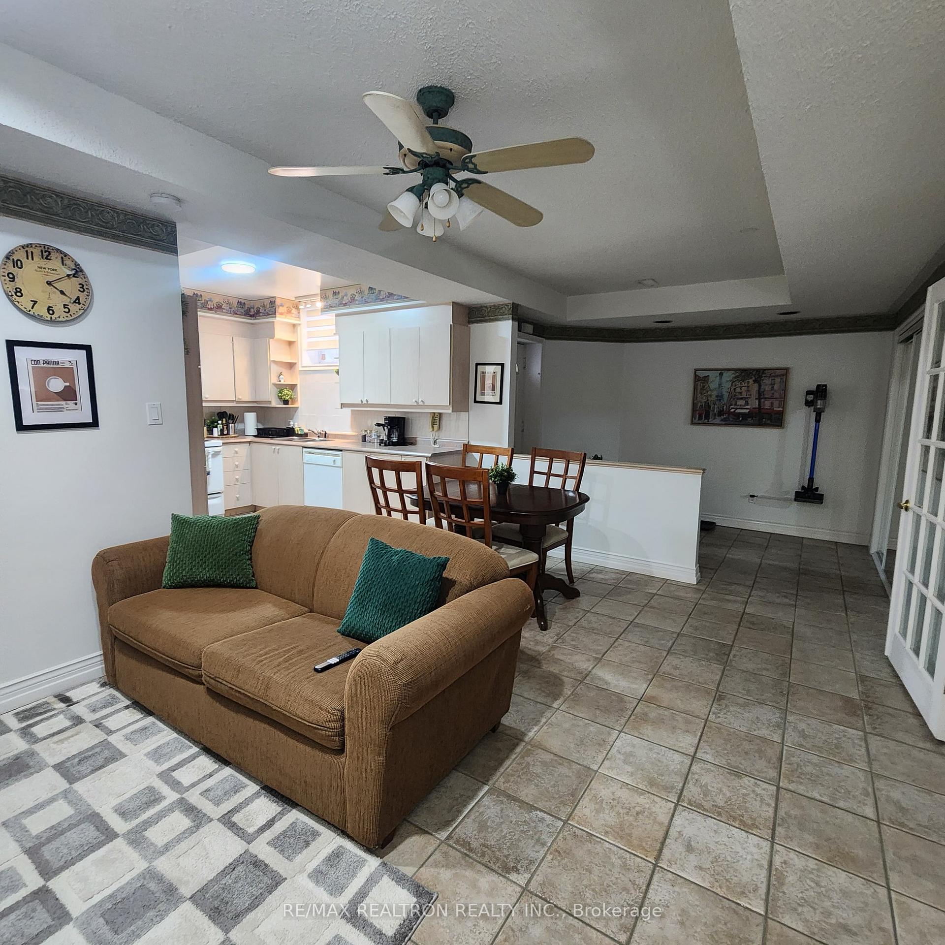 Photo 27 of 1530 Oakburn Street, Pickering, Highbush — HOMEH