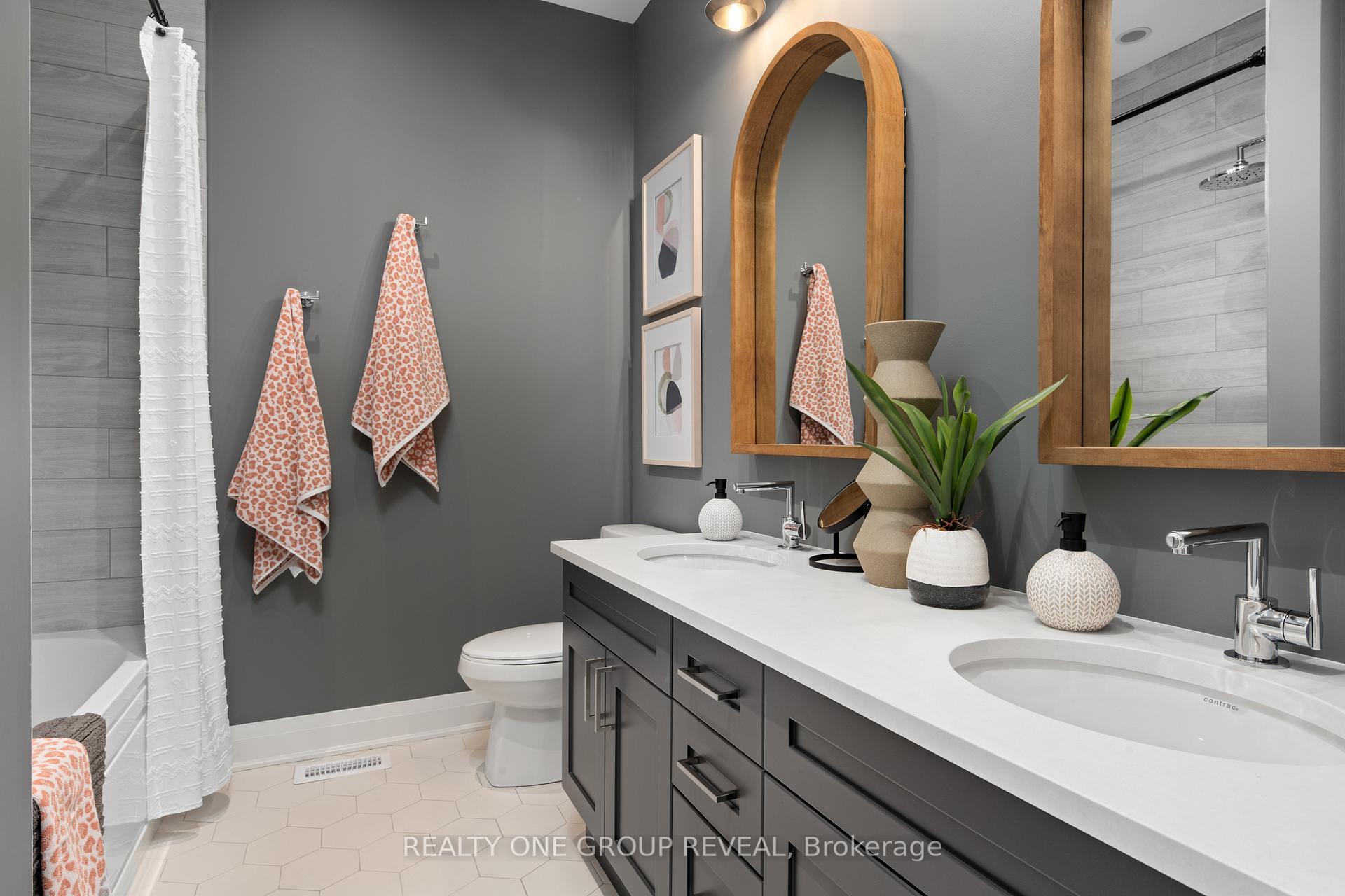 Photo 4 of 1581 Scarlett Trail, Pickering, Rural Pickering — HOMEH