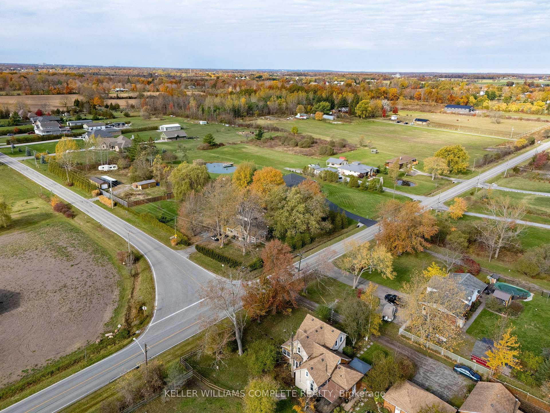 Photo 3 of 5416 Beach Road, Port Colborne, Sherkston — HOMEH