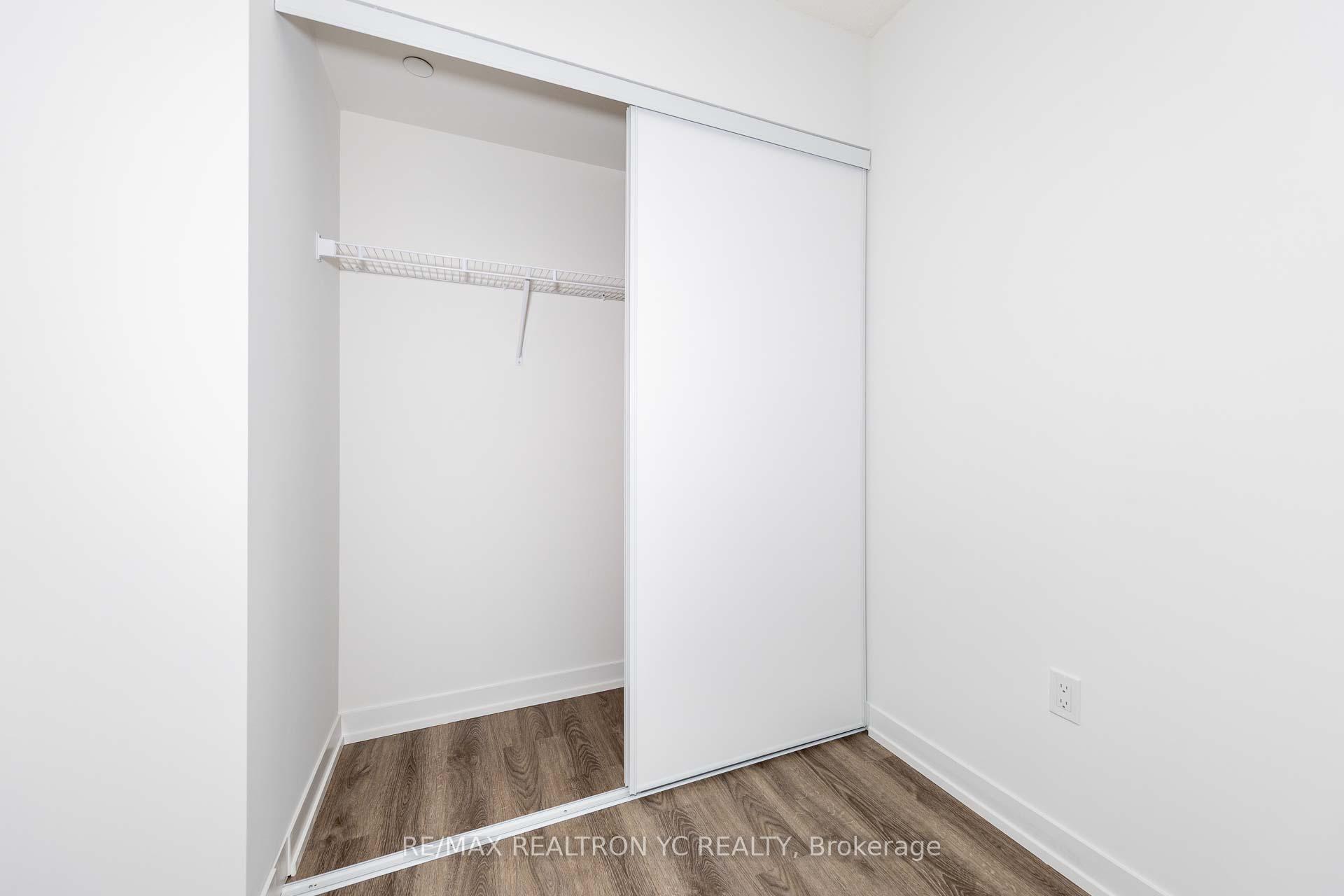 Photo 6 of Unit 3507, 195 Commerce Street, Vaughan, Vaughan Corporate Centre — HOMEH