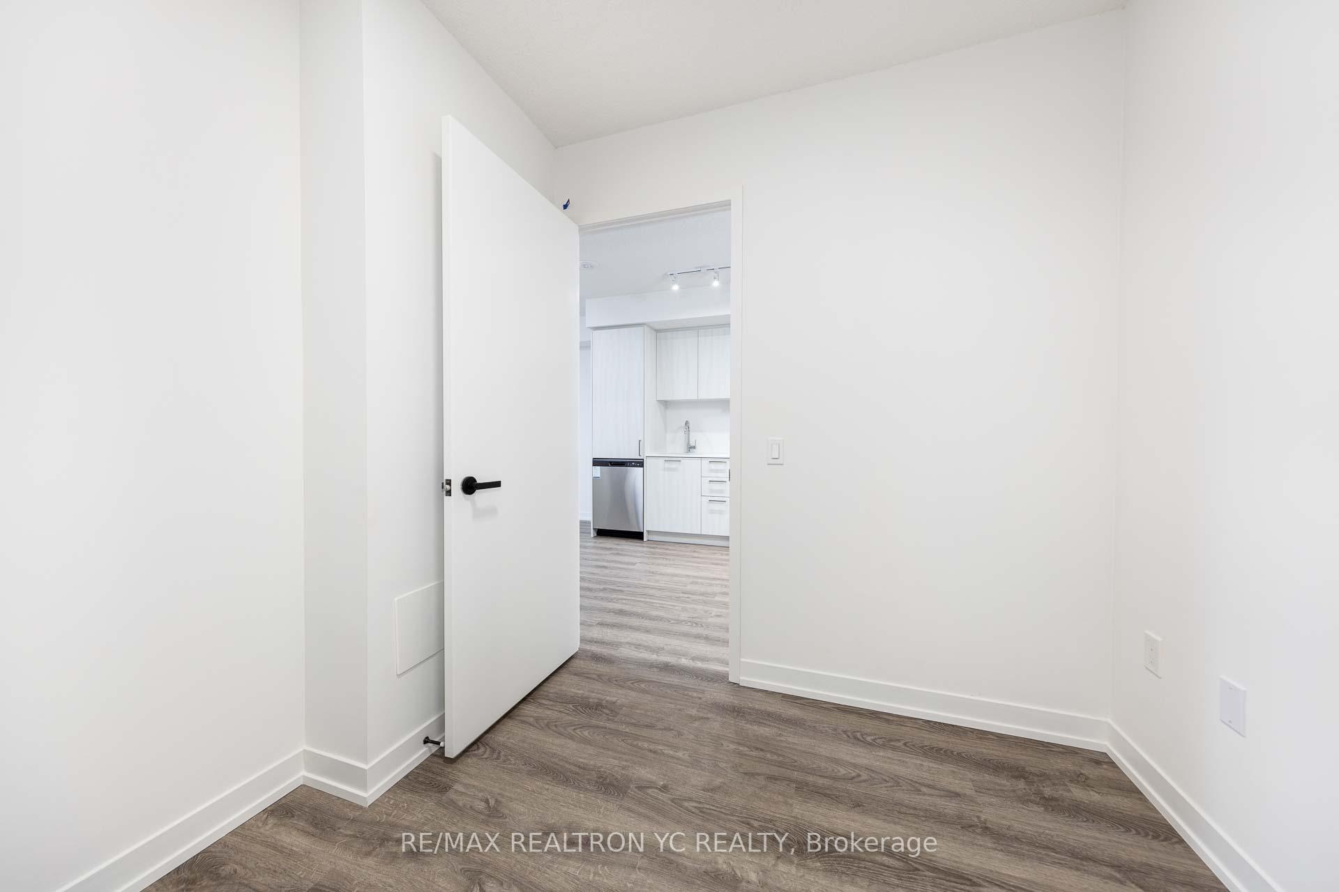 Photo 11 of Unit 3507, 195 Commerce Street, Vaughan, Vaughan Corporate Centre — HOMEH