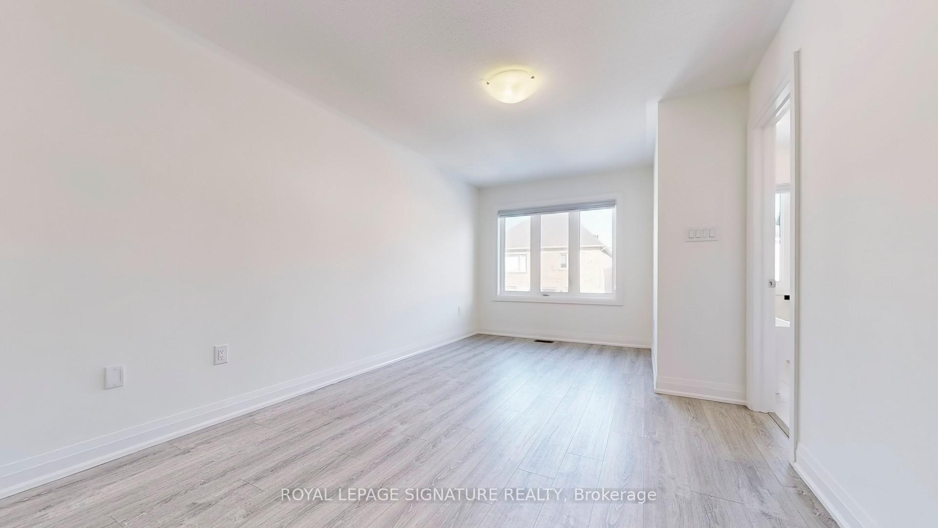 Photo 28 of 41 Shepherd Drive, Barrie, Painswick South — HOMEH