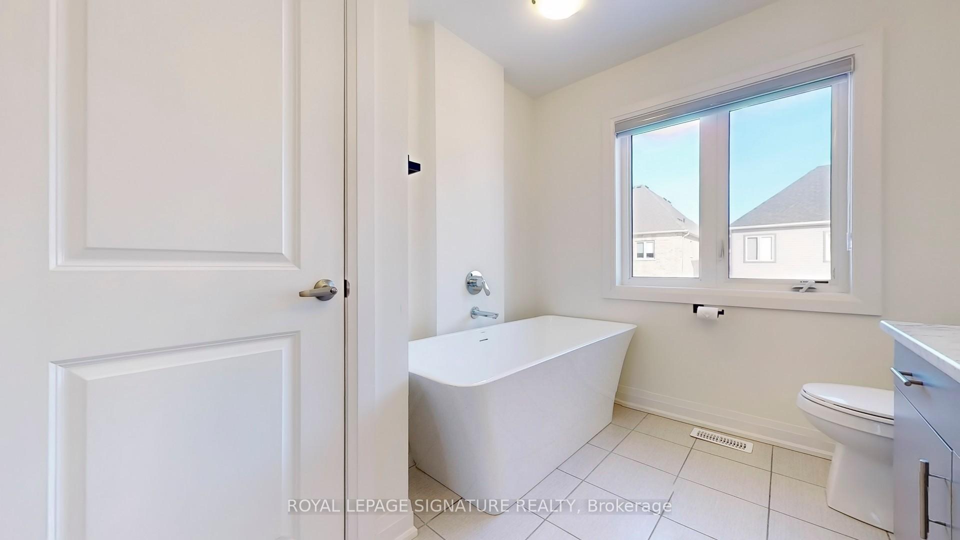 Photo 30 of 41 Shepherd Drive, Barrie, Painswick South — HOMEH