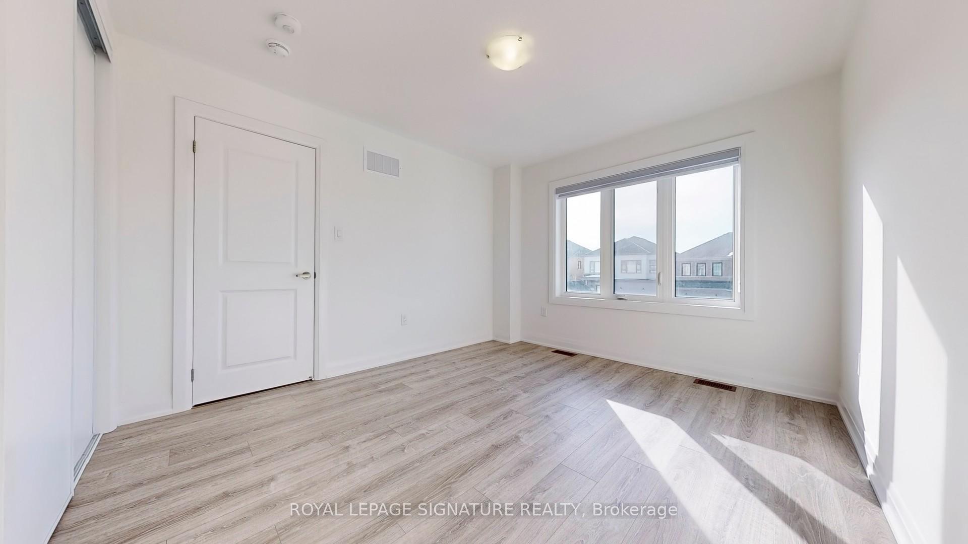 Photo 37 of 41 Shepherd Drive, Barrie, Painswick South — HOMEH