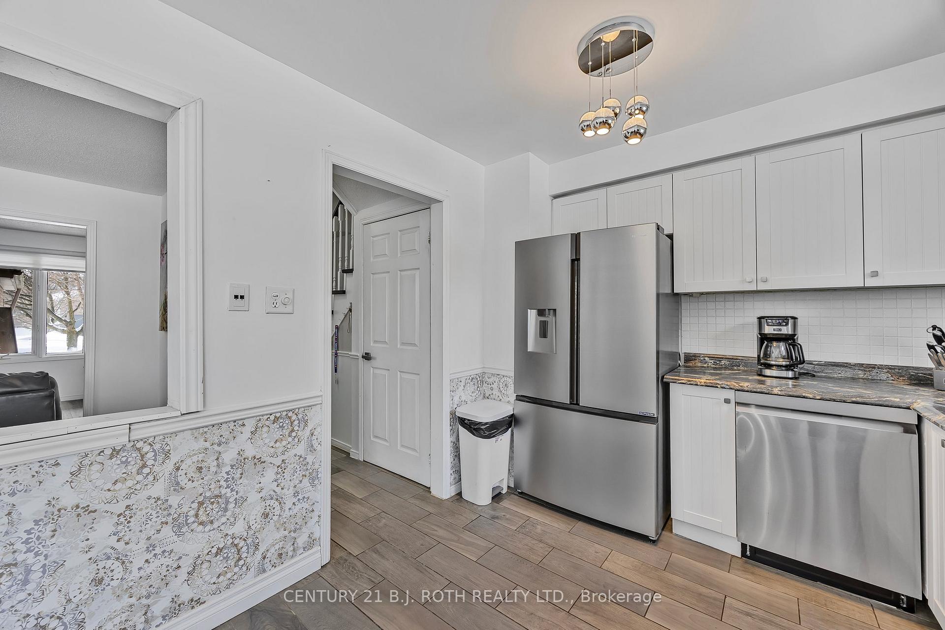 Photo 30 of 13 Wallace Drive, Barrie, Northwest — HOMEH