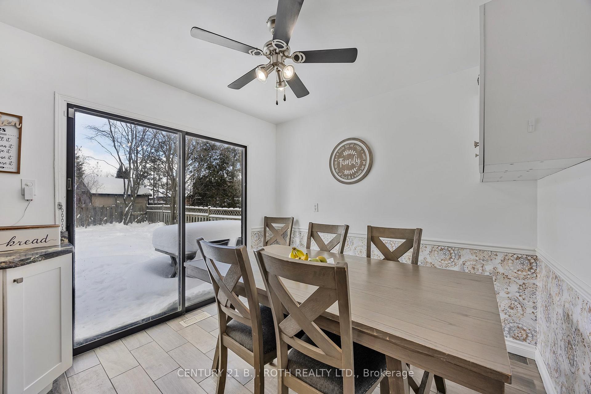 Photo 12 of 13 Wallace Drive, Barrie, Northwest — HOMEH