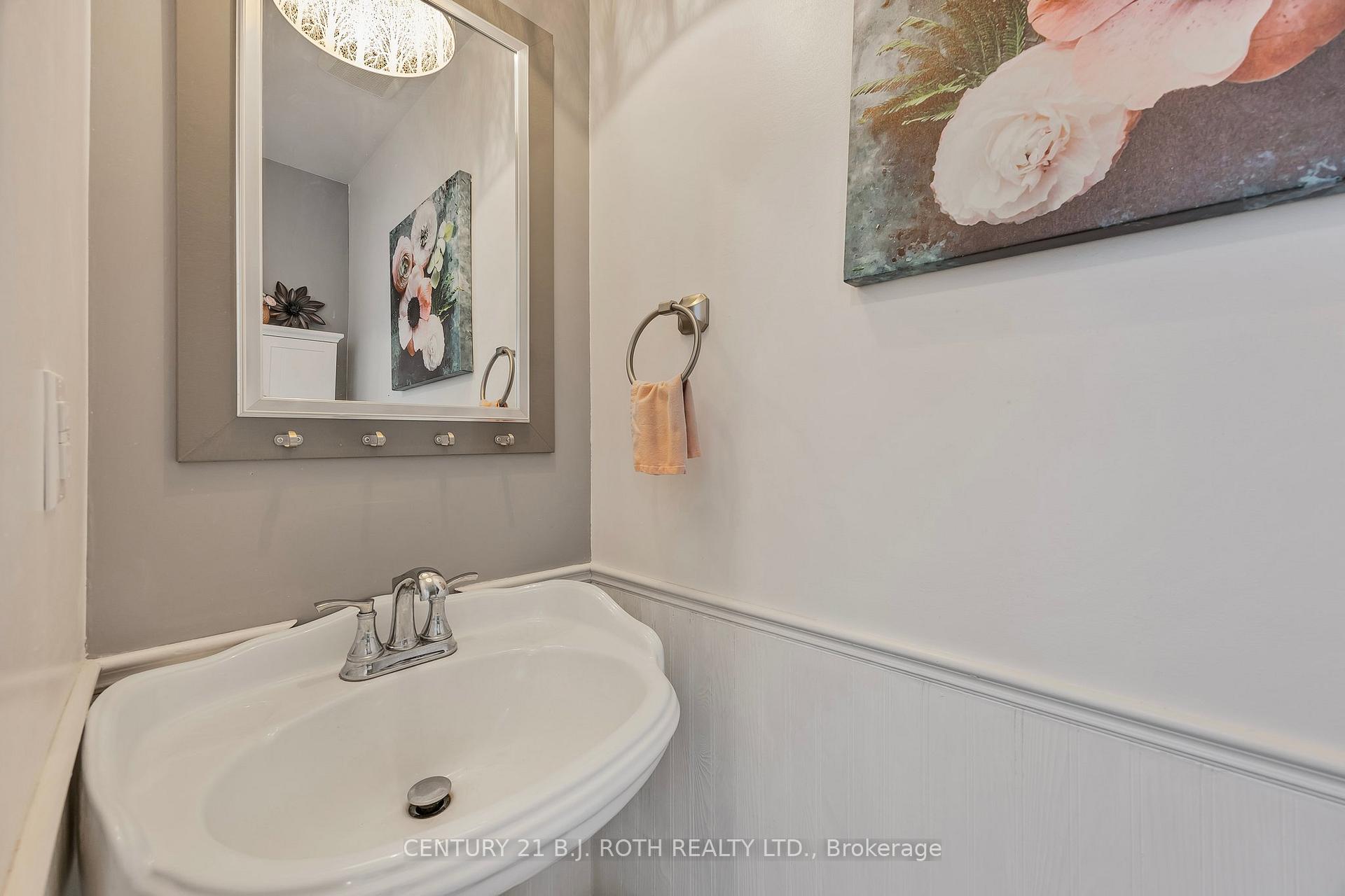 Photo 14 of 13 Wallace Drive, Barrie, Northwest — HOMEH