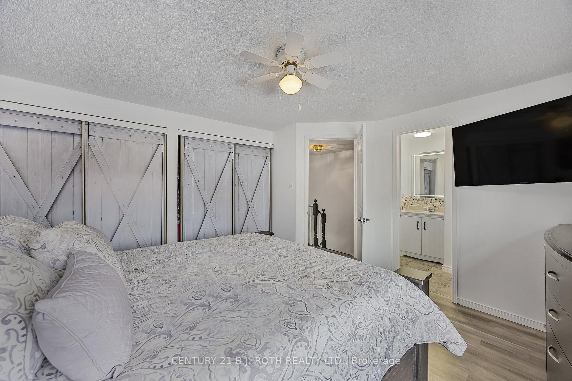 Photo 18 of 13 Wallace Drive, Barrie, Northwest — HOMEH