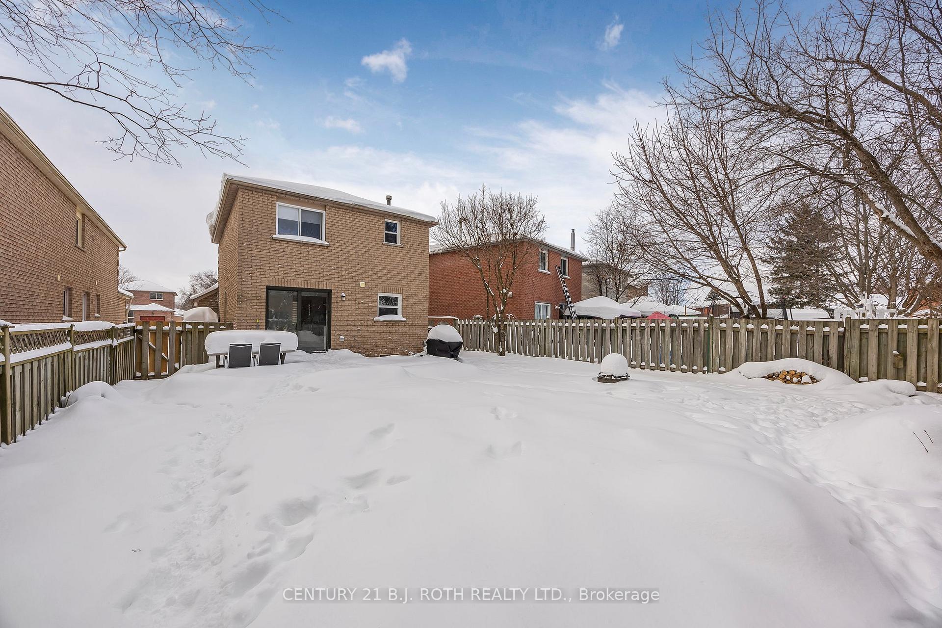 Photo 27 of 13 Wallace Drive, Barrie, Northwest — HOMEH