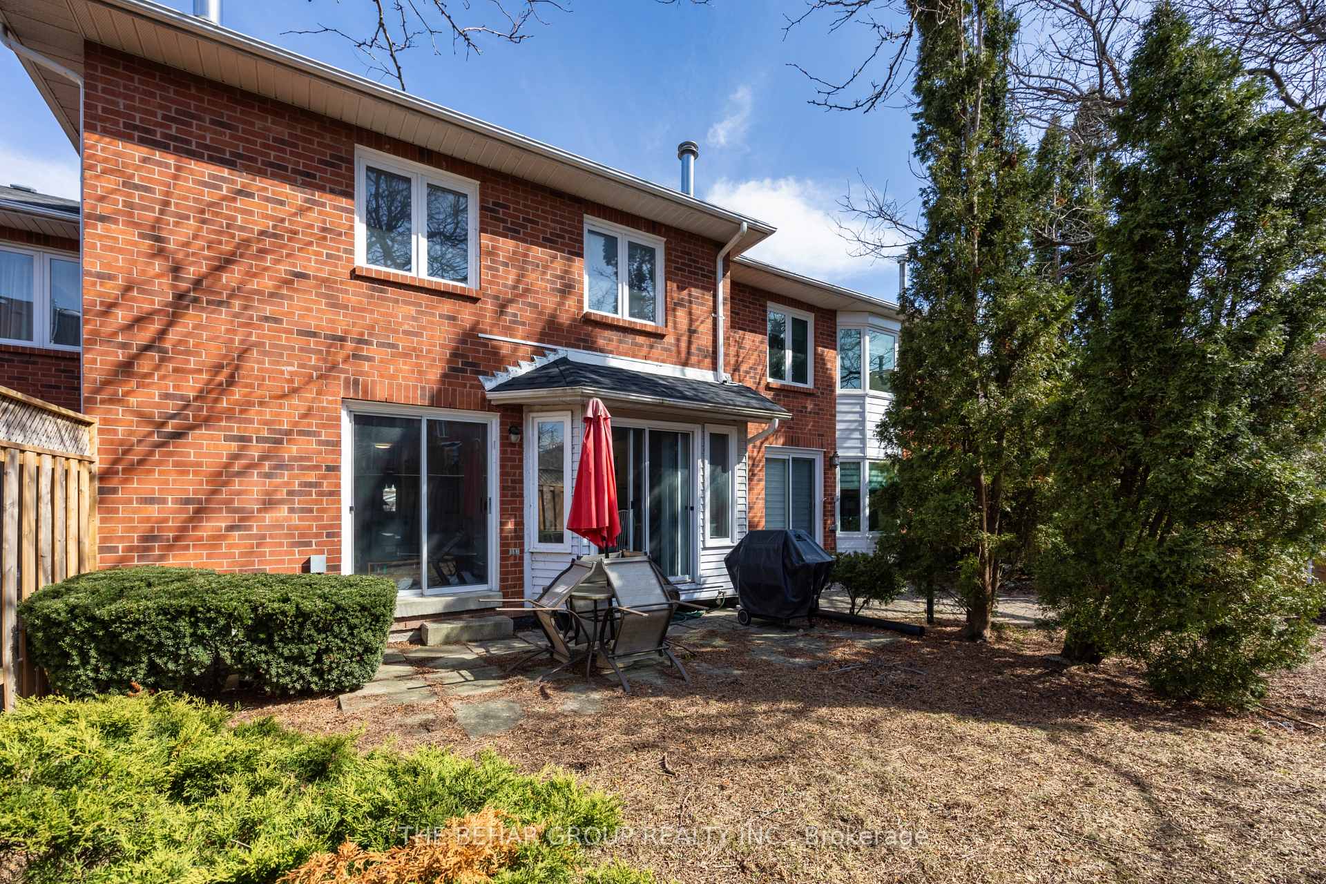 Photo 28 of 73 Brownstone Circle, Vaughan, Crestwood-Springfarm-Yorkhill — HOMEH