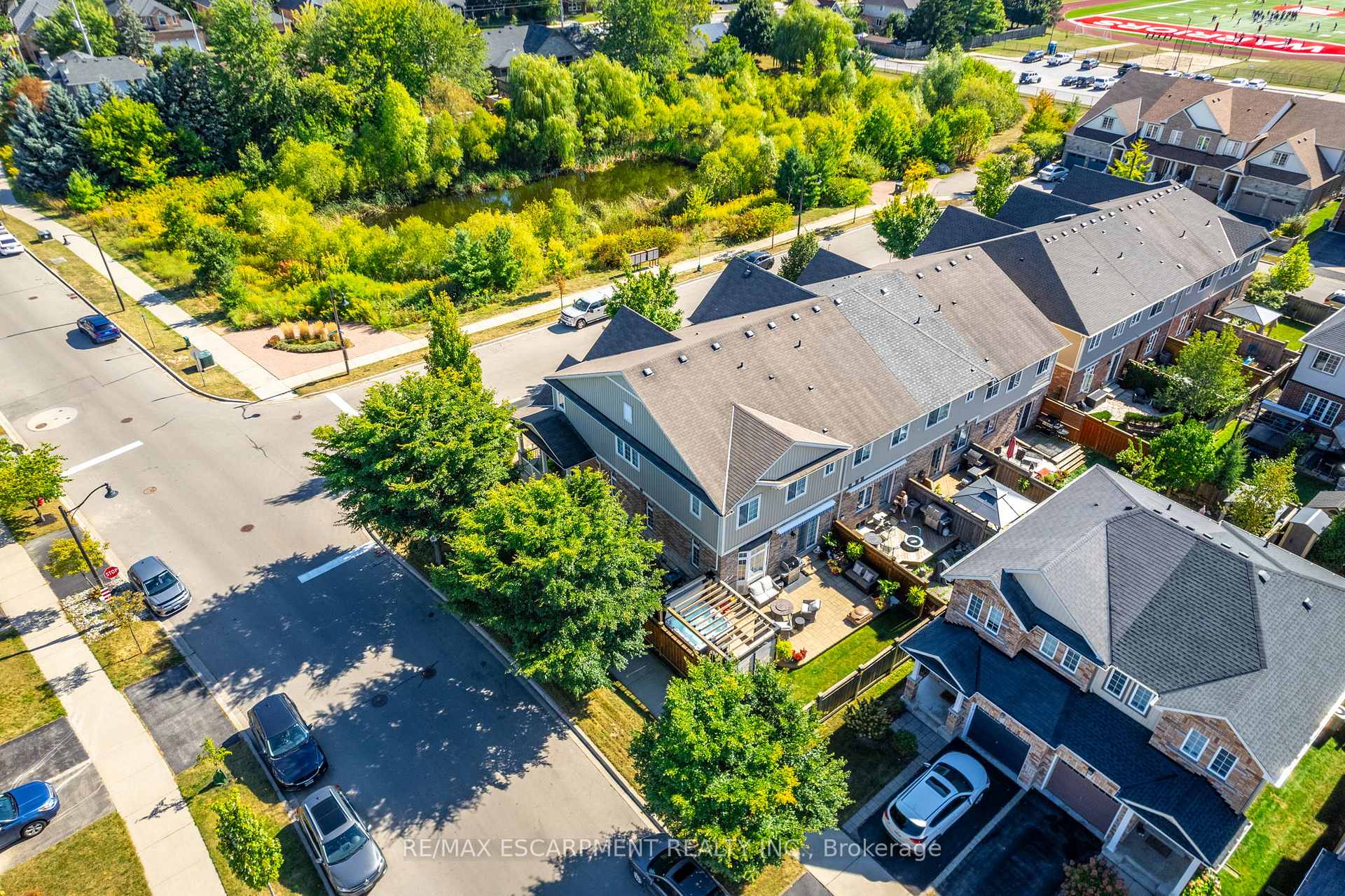 Photo 40 of 93 Browview Drive, Hamilton, Waterdown — HOMEH