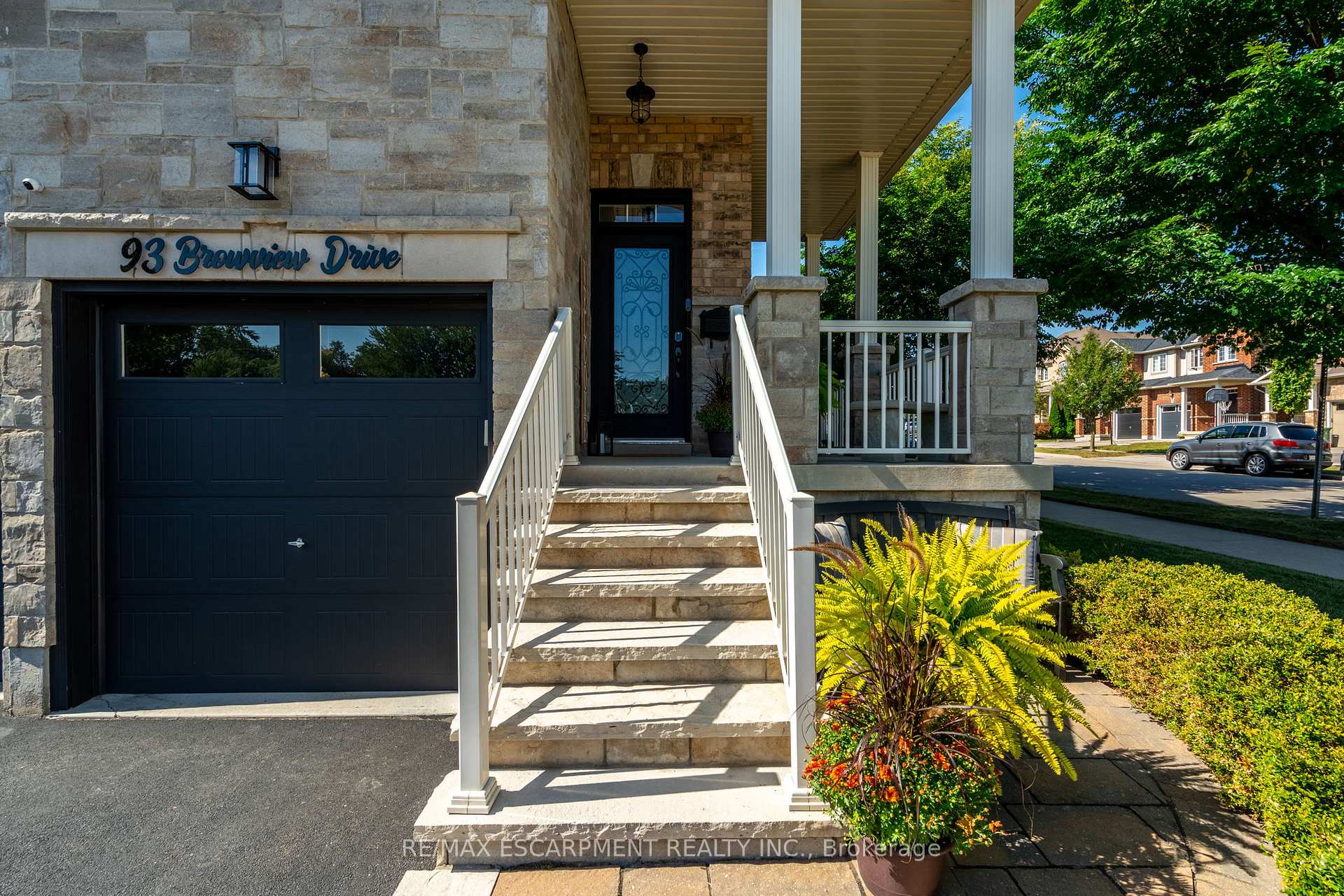 Photo 45 of 93 Browview Drive, Hamilton, Waterdown — HOMEH