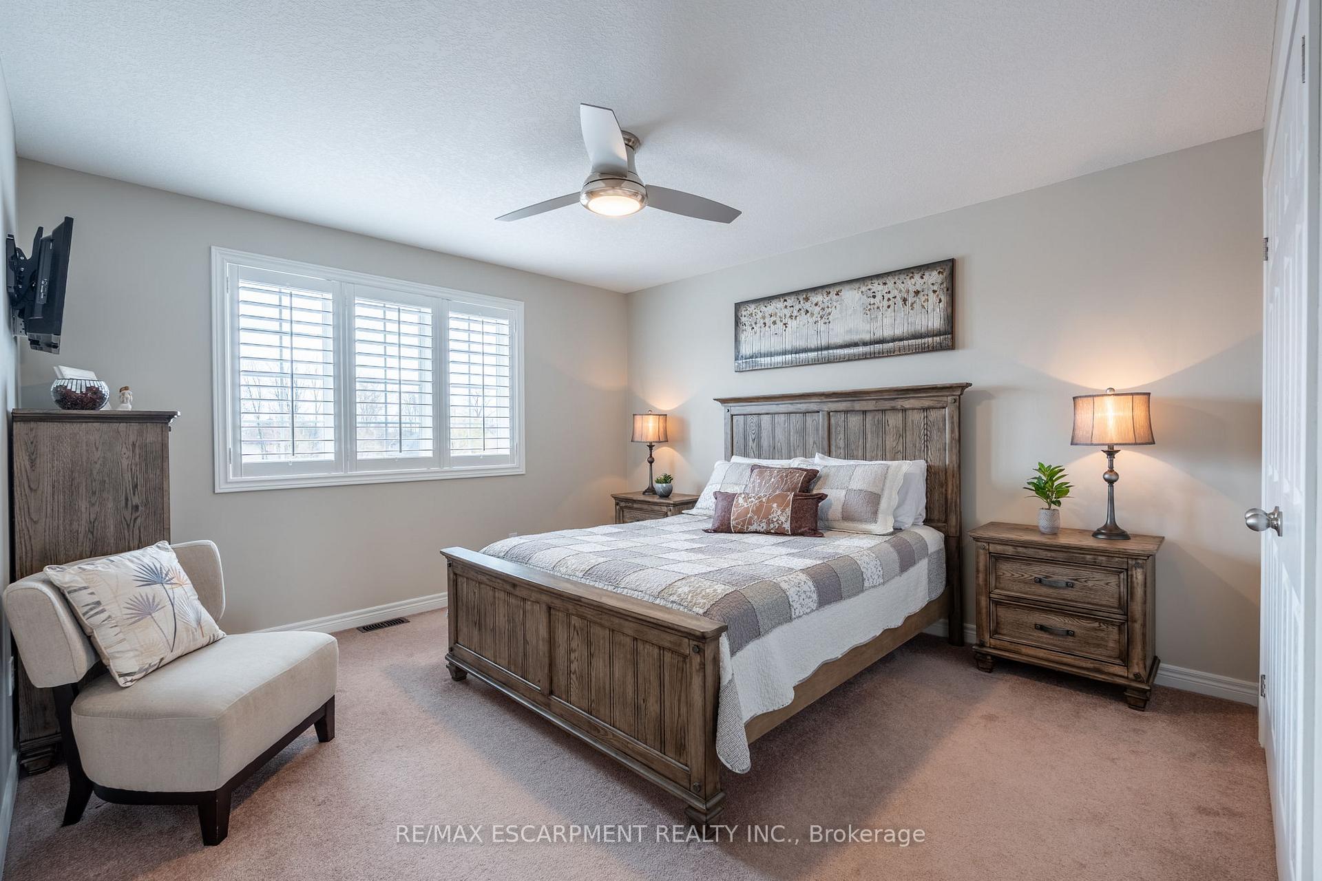 Photo 21 of 93 Browview Drive, Hamilton, Waterdown — HOMEH