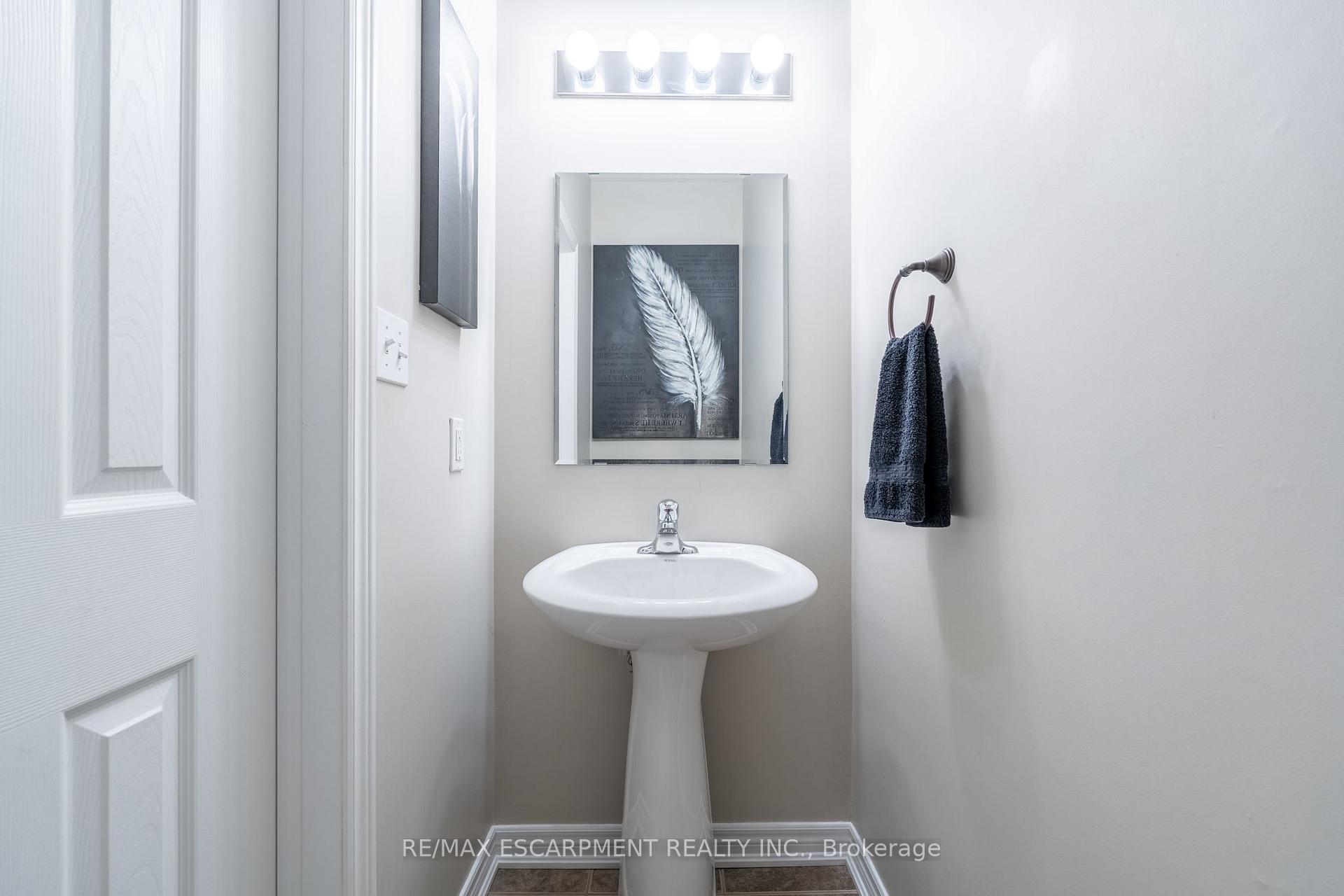 Photo 20 of 93 Browview Drive, Hamilton, Waterdown — HOMEH
