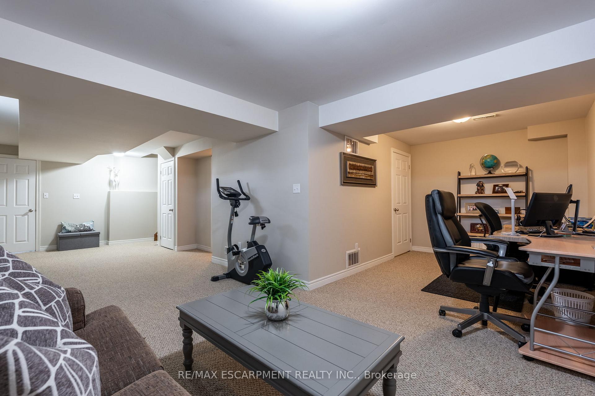 Photo 26 of 93 Browview Drive, Hamilton, Waterdown — HOMEH