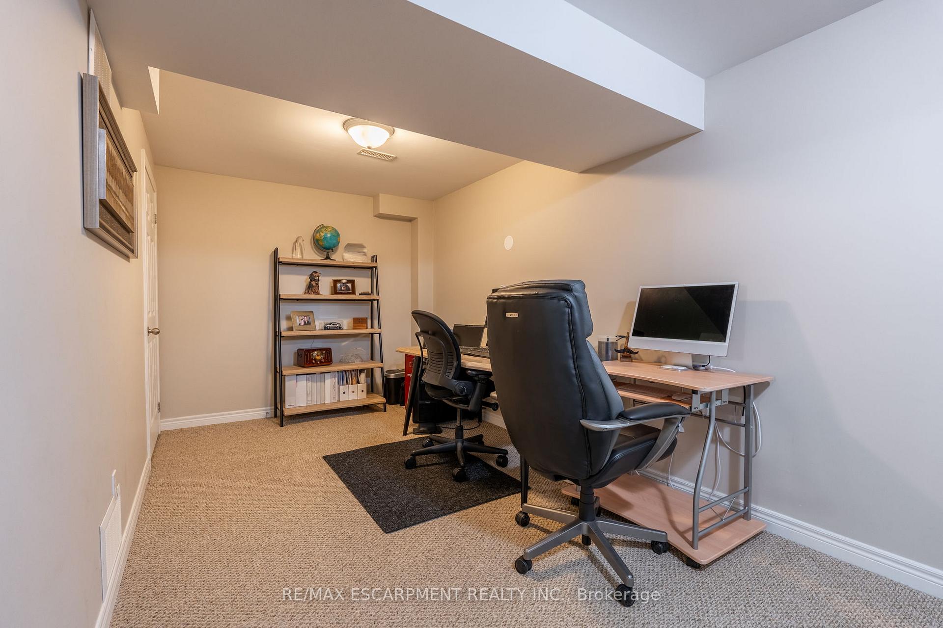 Photo 25 of 93 Browview Drive, Hamilton, Waterdown — HOMEH
