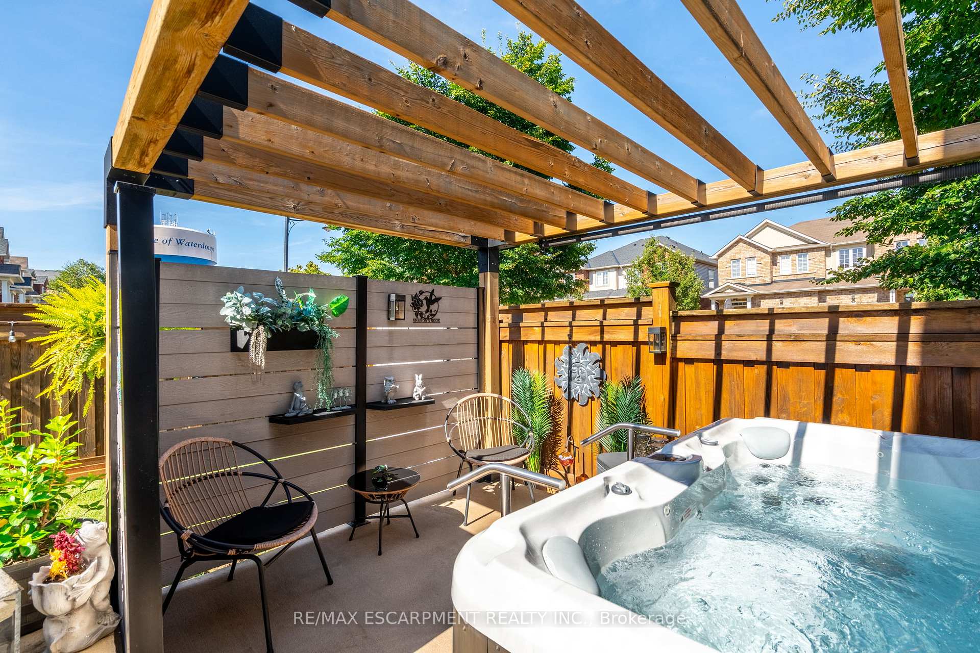 Photo 31 of 93 Browview Drive, Hamilton, Waterdown — HOMEH