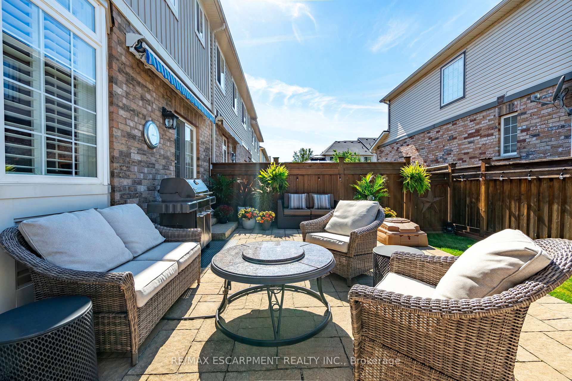 Photo 34 of 93 Browview Drive, Hamilton, Waterdown — HOMEH