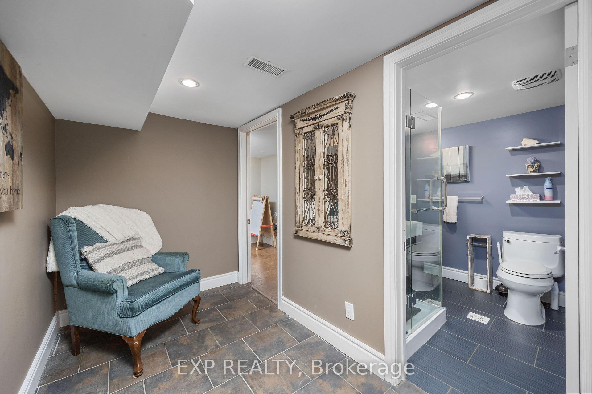 Photo 25 of 8 Bertmount Avenue, Toronto, South Riverdale — HOMEH