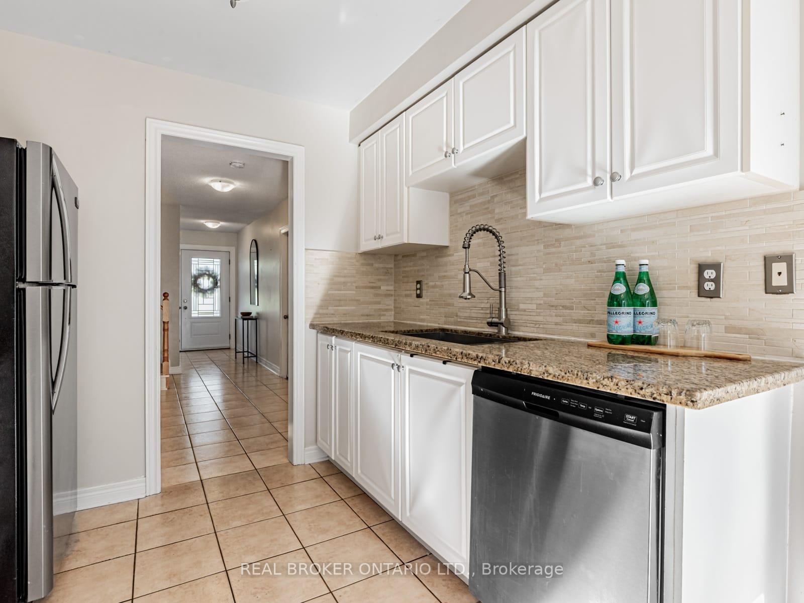 Photo 5 of 8 Rolling Hills Lane, Caledon, Bolton West — HOMEH