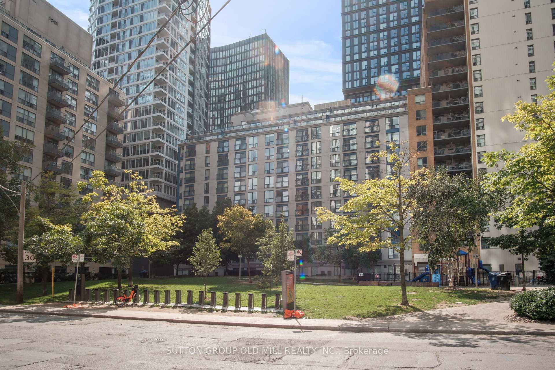 Photo 40 of Unit 905, 75 Dalhousie Street, Toronto, Church-Yonge Corridor — HOMEH
