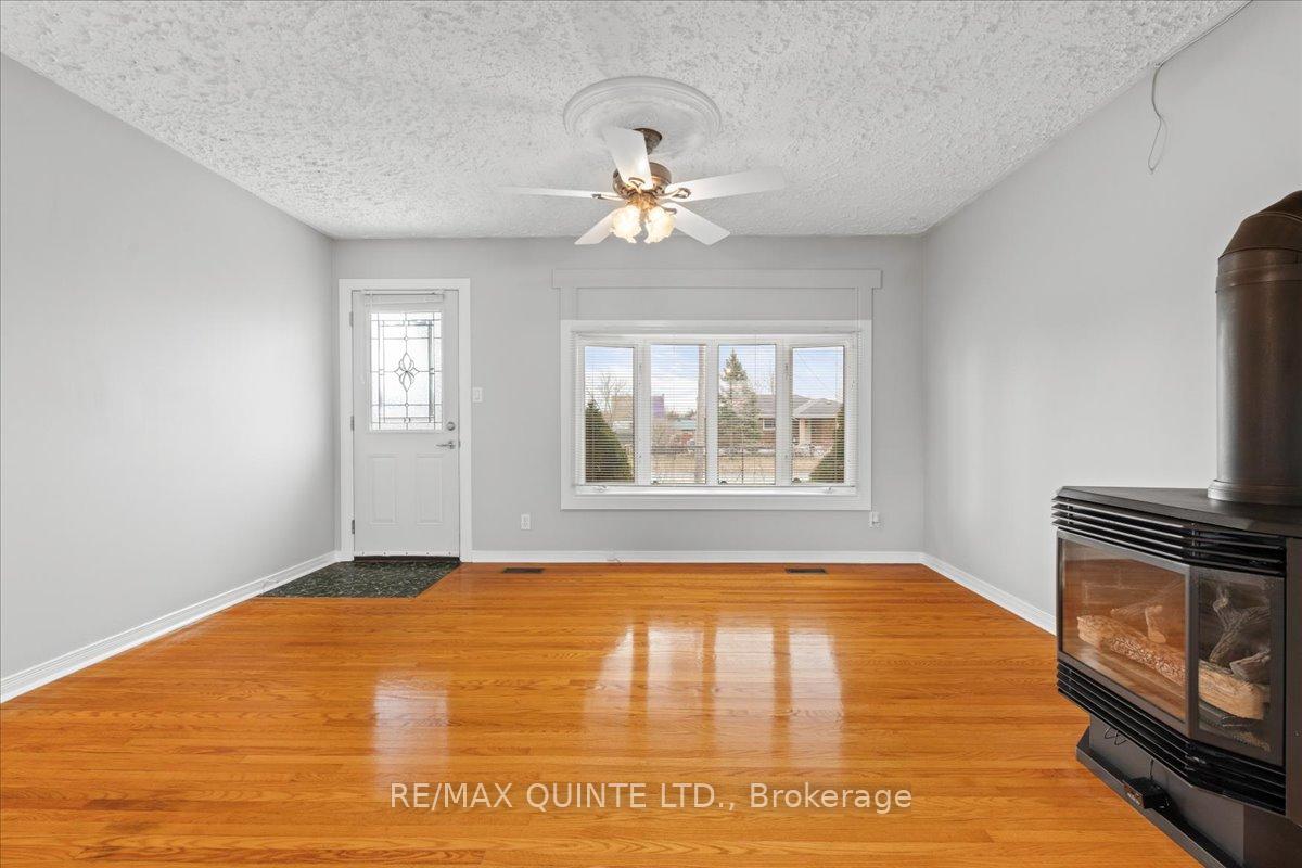 Photo 10 of 87 Grass Boulevard, Belleville, Belleville Ward — HOMEH