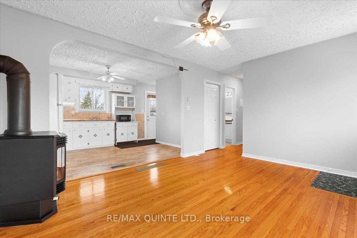Photo 11 of 87 Grass Boulevard, Belleville, Belleville Ward — HOMEH
