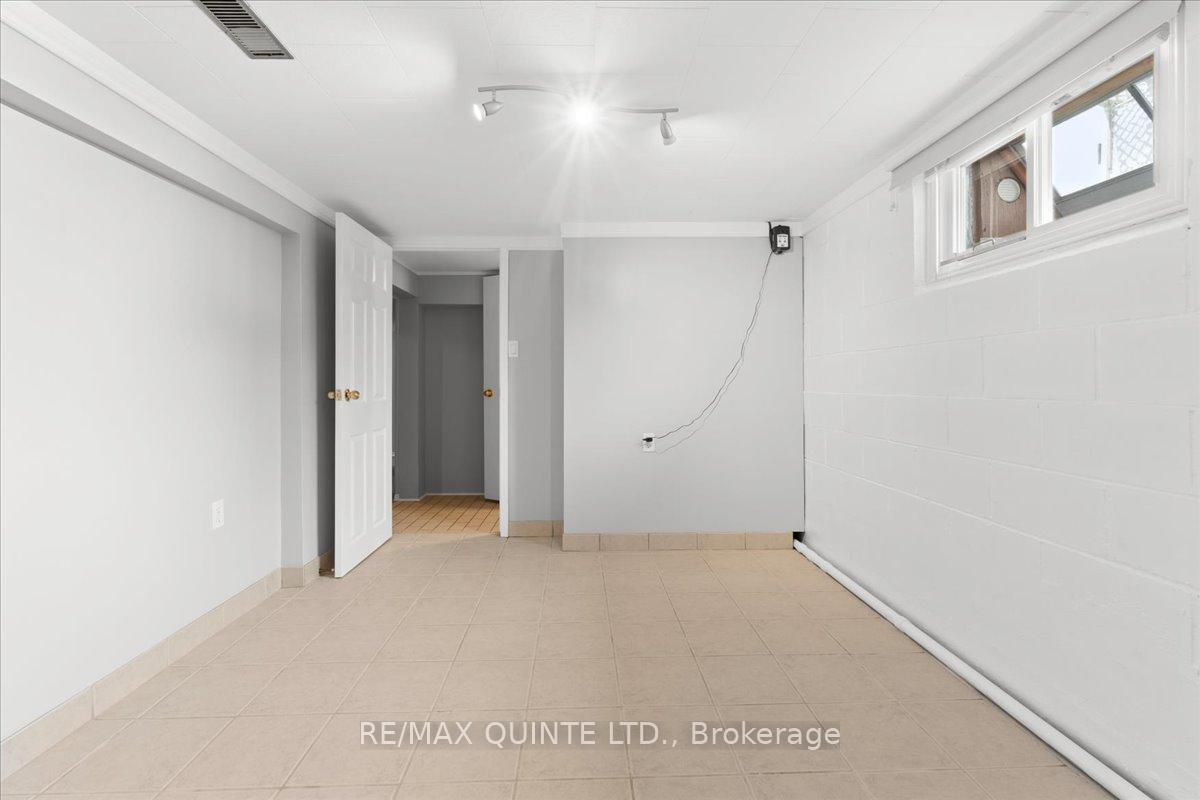 Photo 30 of 87 Grass Boulevard, Belleville, Belleville Ward — HOMEH