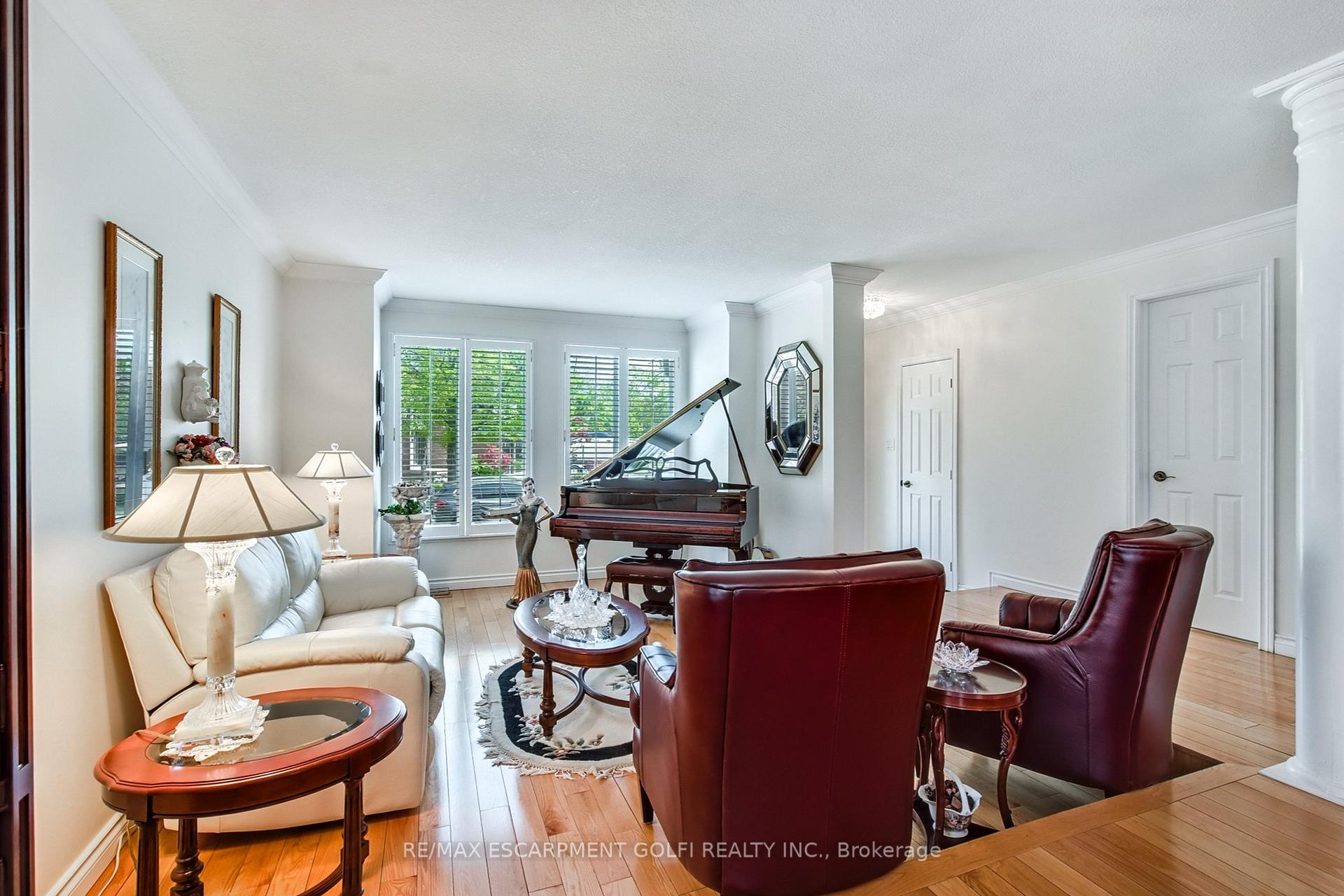 Photo 4 of 67 Sunvale Place, Hamilton, Stoney Creek — HOMEH