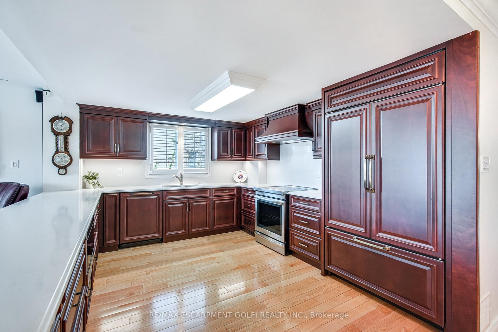 Photo 7 of 67 Sunvale Place, Hamilton, Stoney Creek — HOMEH