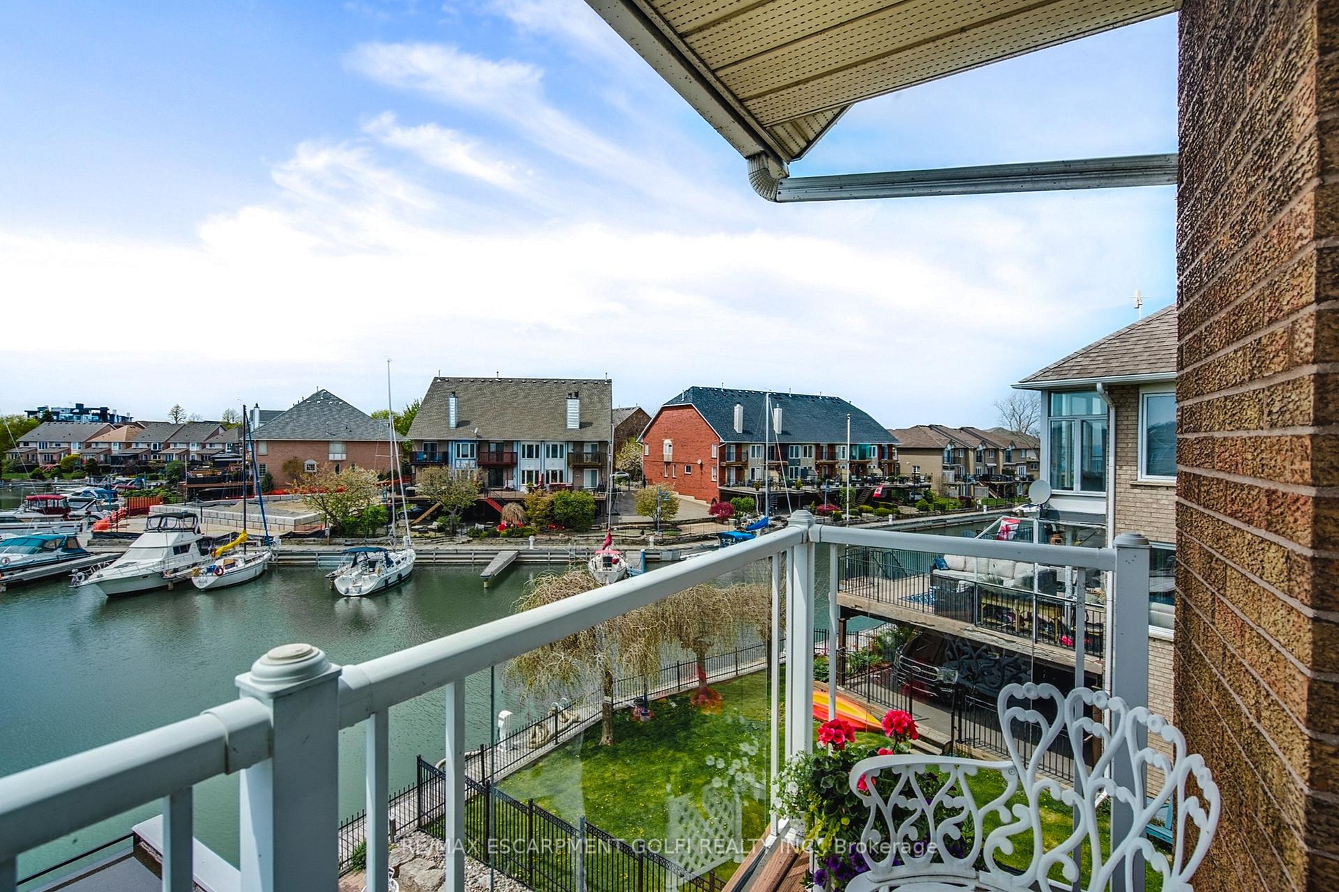 Photo 16 of 67 Sunvale Place, Hamilton, Stoney Creek — HOMEH