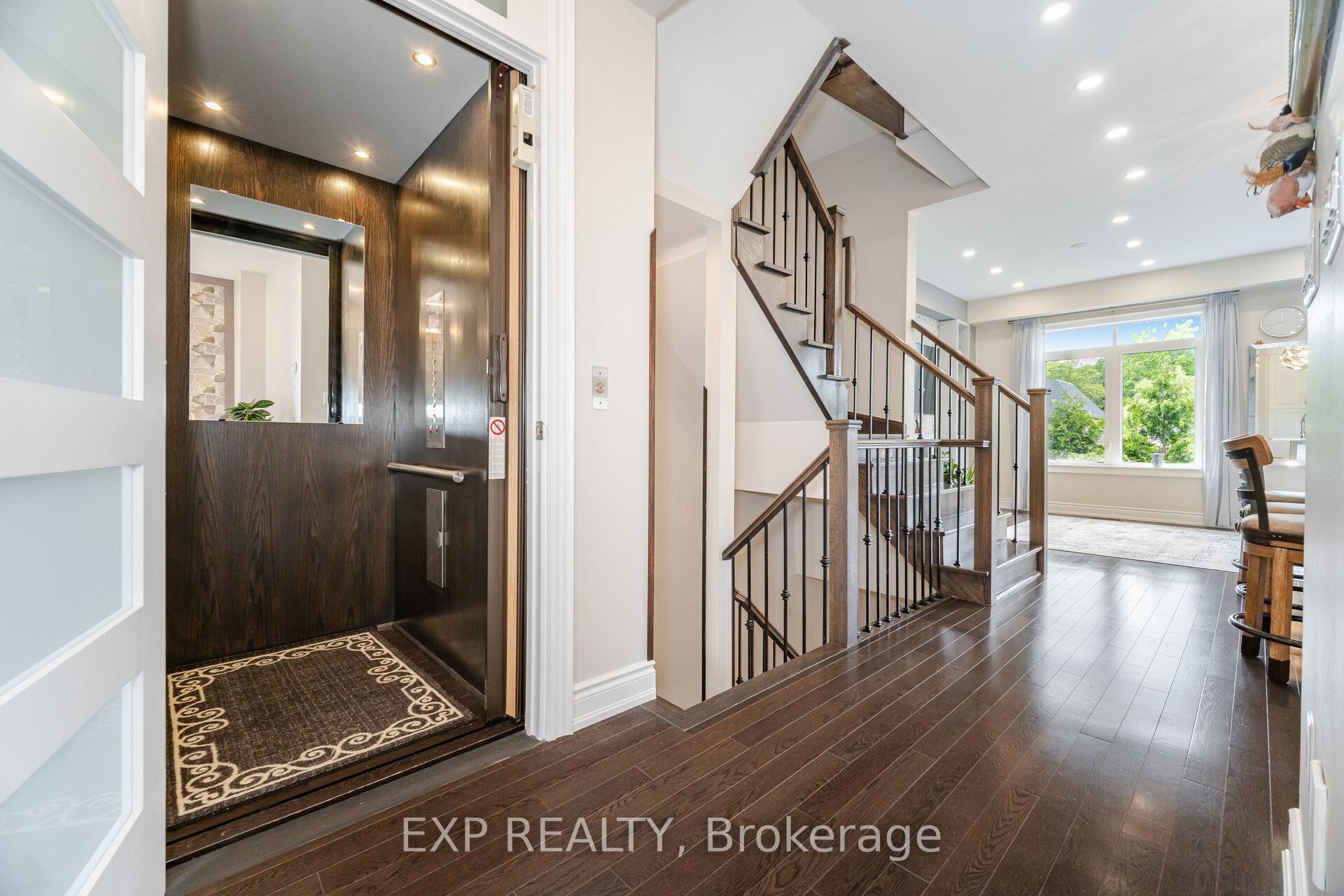Photo 12 of 54 Ingleside Street, Vaughan, East Woodbridge — HOMEH