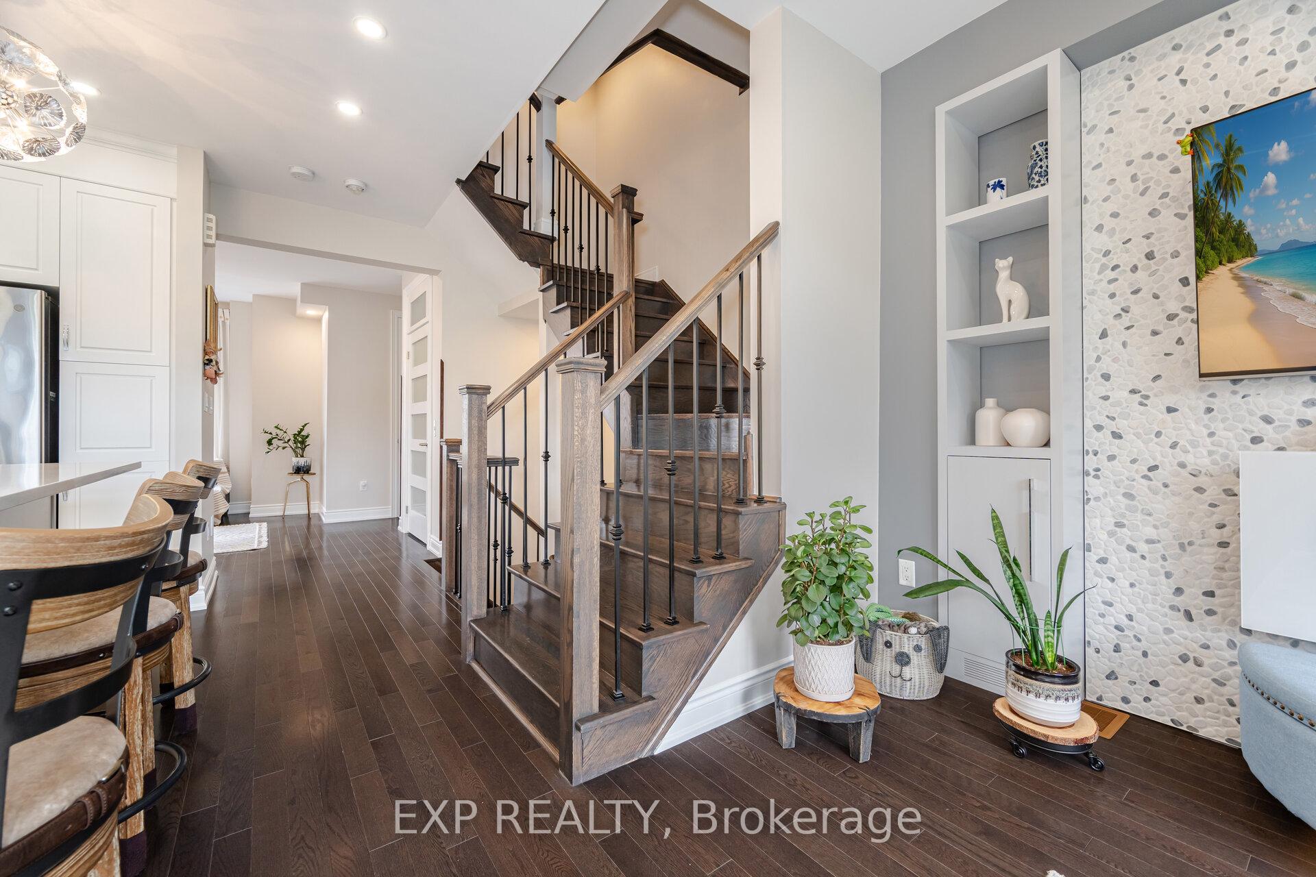 Photo 14 of 54 Ingleside Street, Vaughan, East Woodbridge — HOMEH