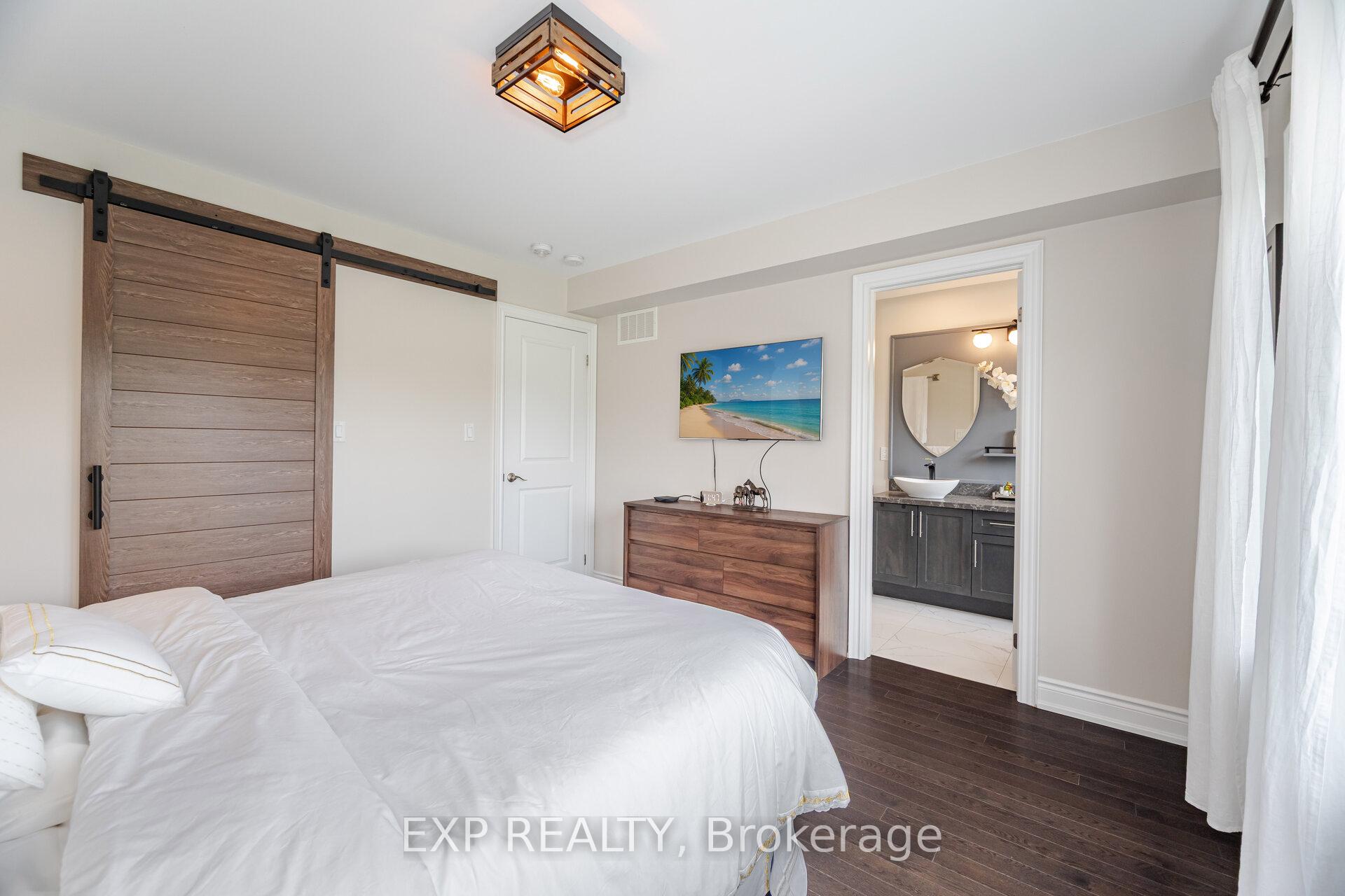 Photo 16 of 54 Ingleside Street, Vaughan, East Woodbridge — HOMEH
