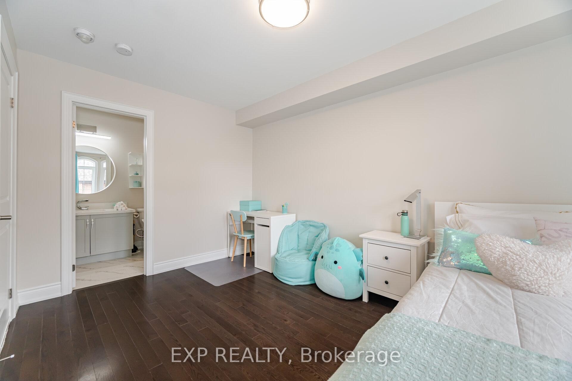 Photo 20 of 54 Ingleside Street, Vaughan, East Woodbridge — HOMEH