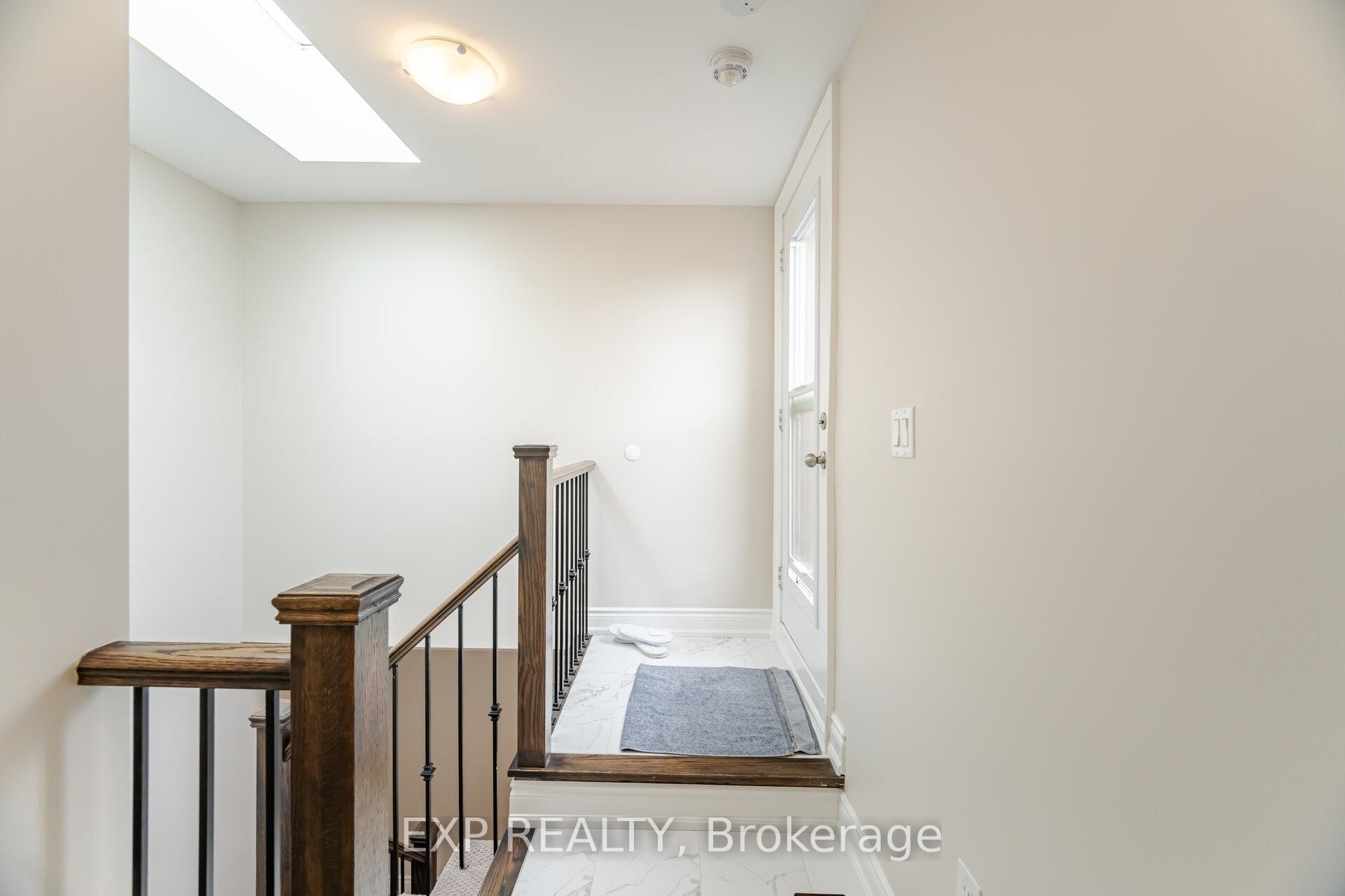 Photo 24 of 54 Ingleside Street, Vaughan, East Woodbridge — HOMEH
