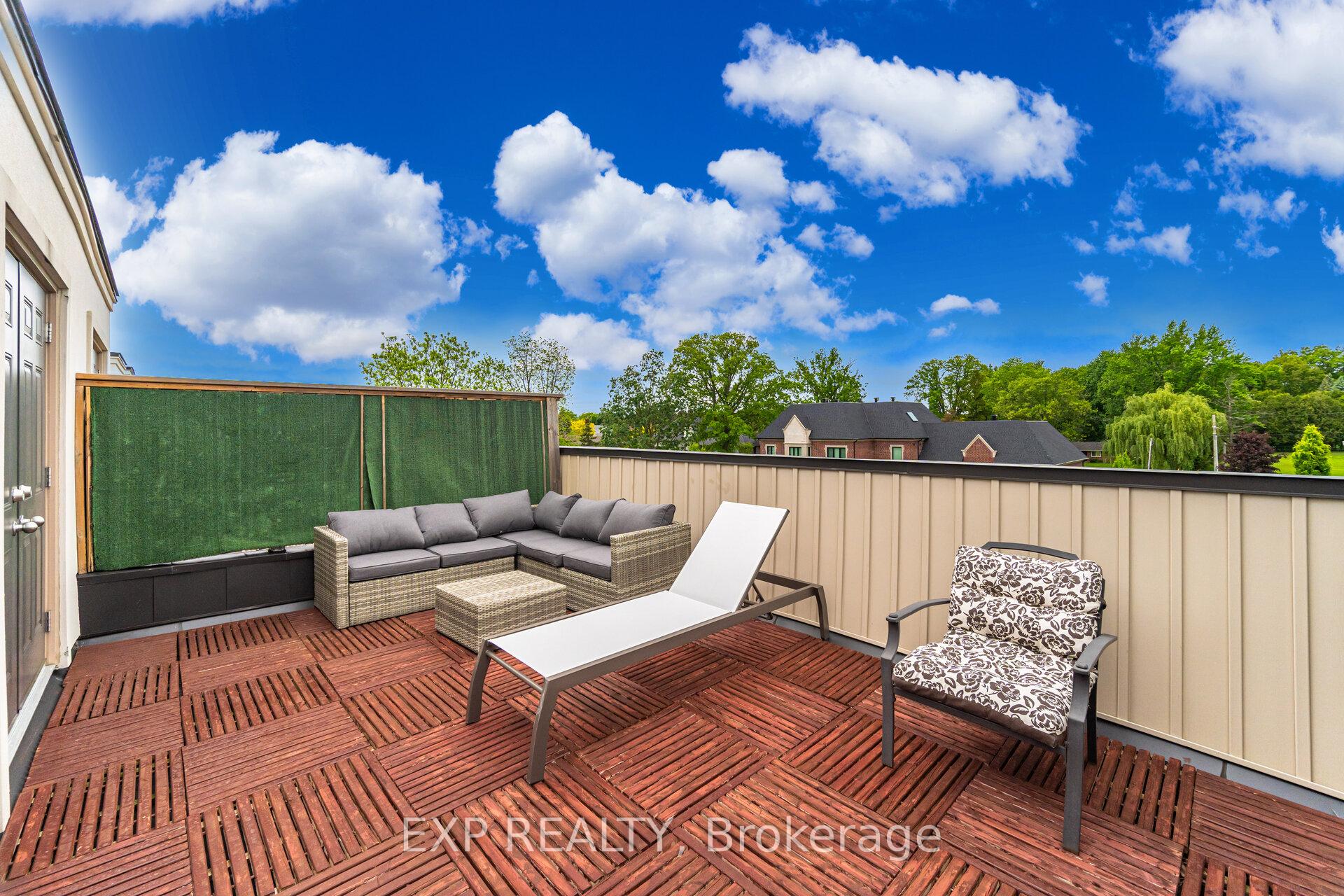 Photo 32 of 54 Ingleside Street, Vaughan, East Woodbridge — HOMEH