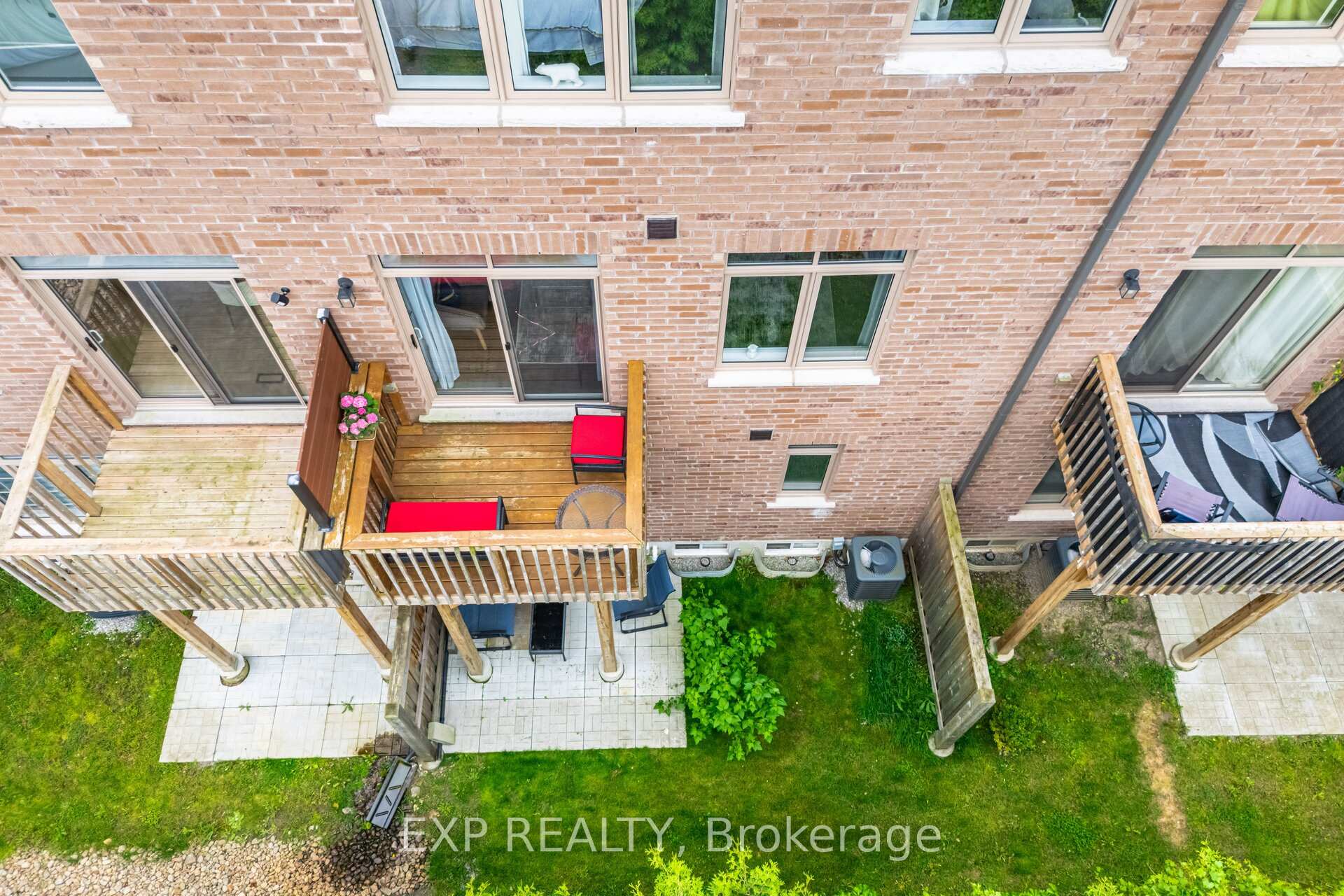 Photo 31 of 54 Ingleside Street, Vaughan, East Woodbridge — HOMEH