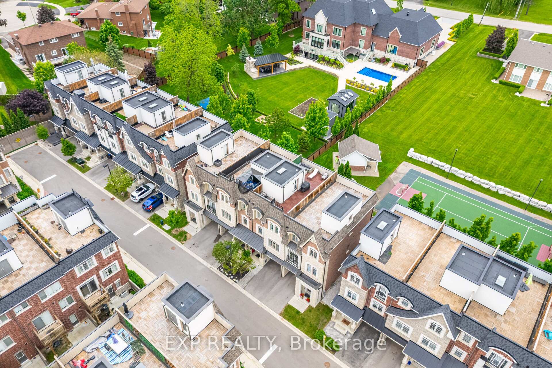 Photo 36 of 54 Ingleside Street, Vaughan, East Woodbridge — HOMEH