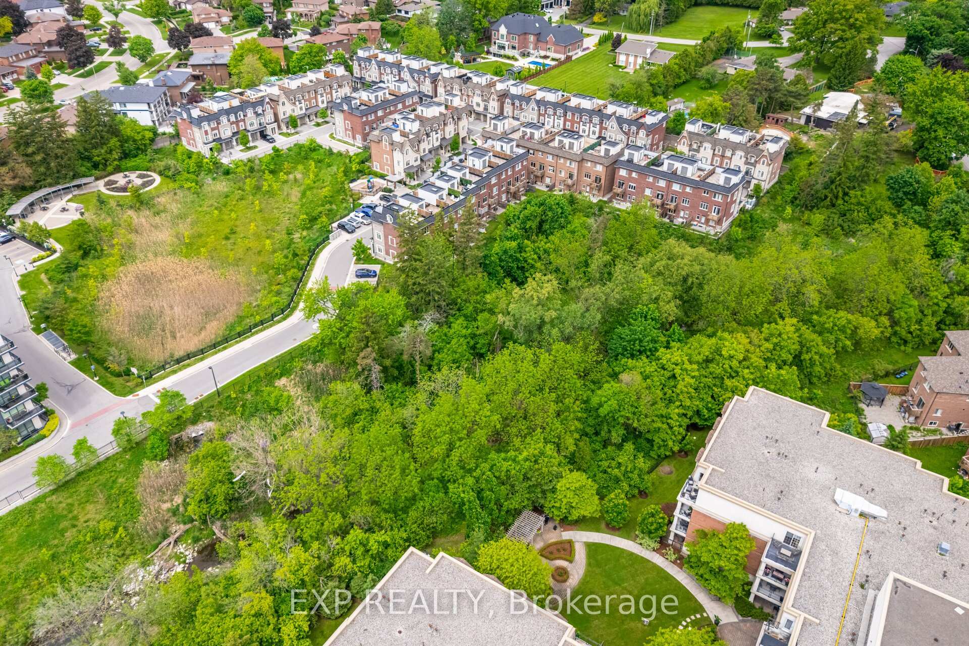 Photo 41 of 54 Ingleside Street, Vaughan, East Woodbridge — HOMEH