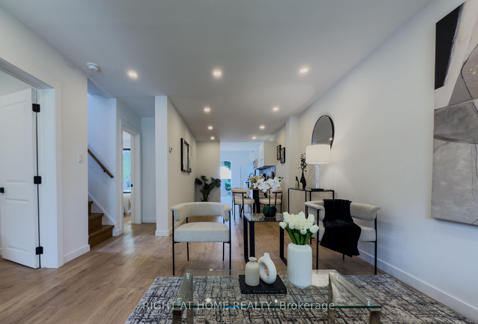 Photo 3 of 32 Brenton Street, Toronto, Crescent Town — HOMEH