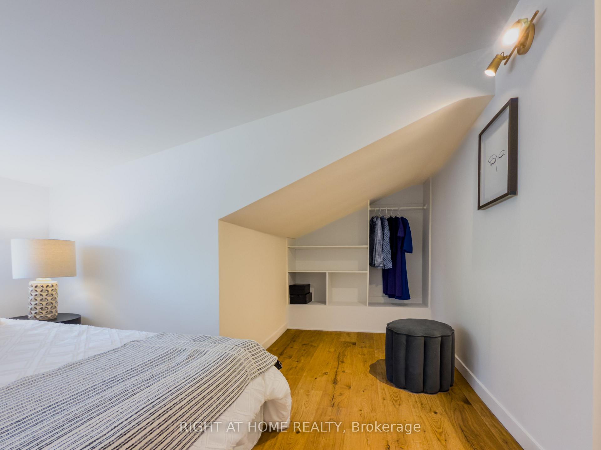 Photo 40 of 32 Brenton Street, Toronto, Crescent Town — HOMEH