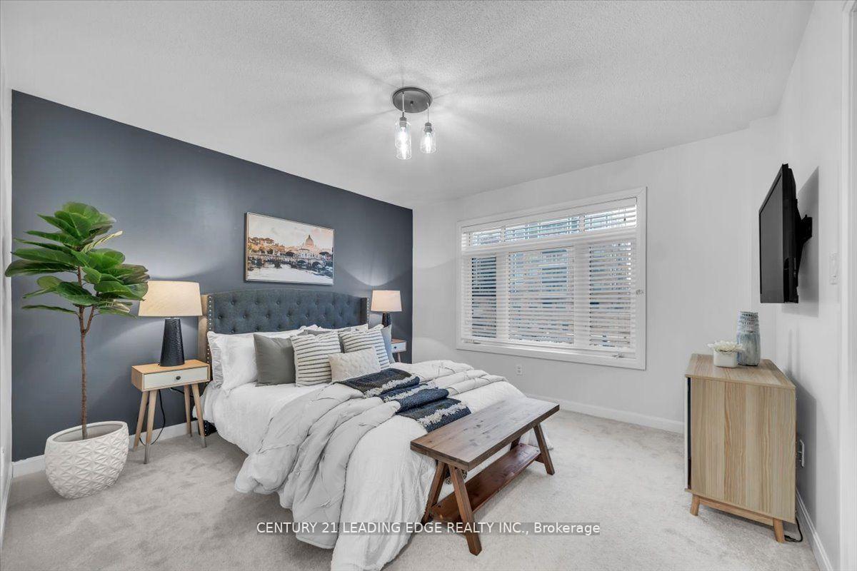 Photo 22 of 62 Longshore Way, Whitby, Port Whitby — HOMEH