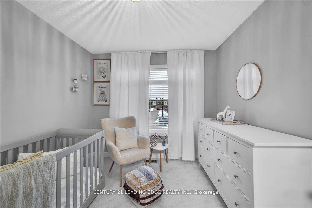 Photo 26 of 62 Longshore Way, Whitby, Port Whitby — HOMEH