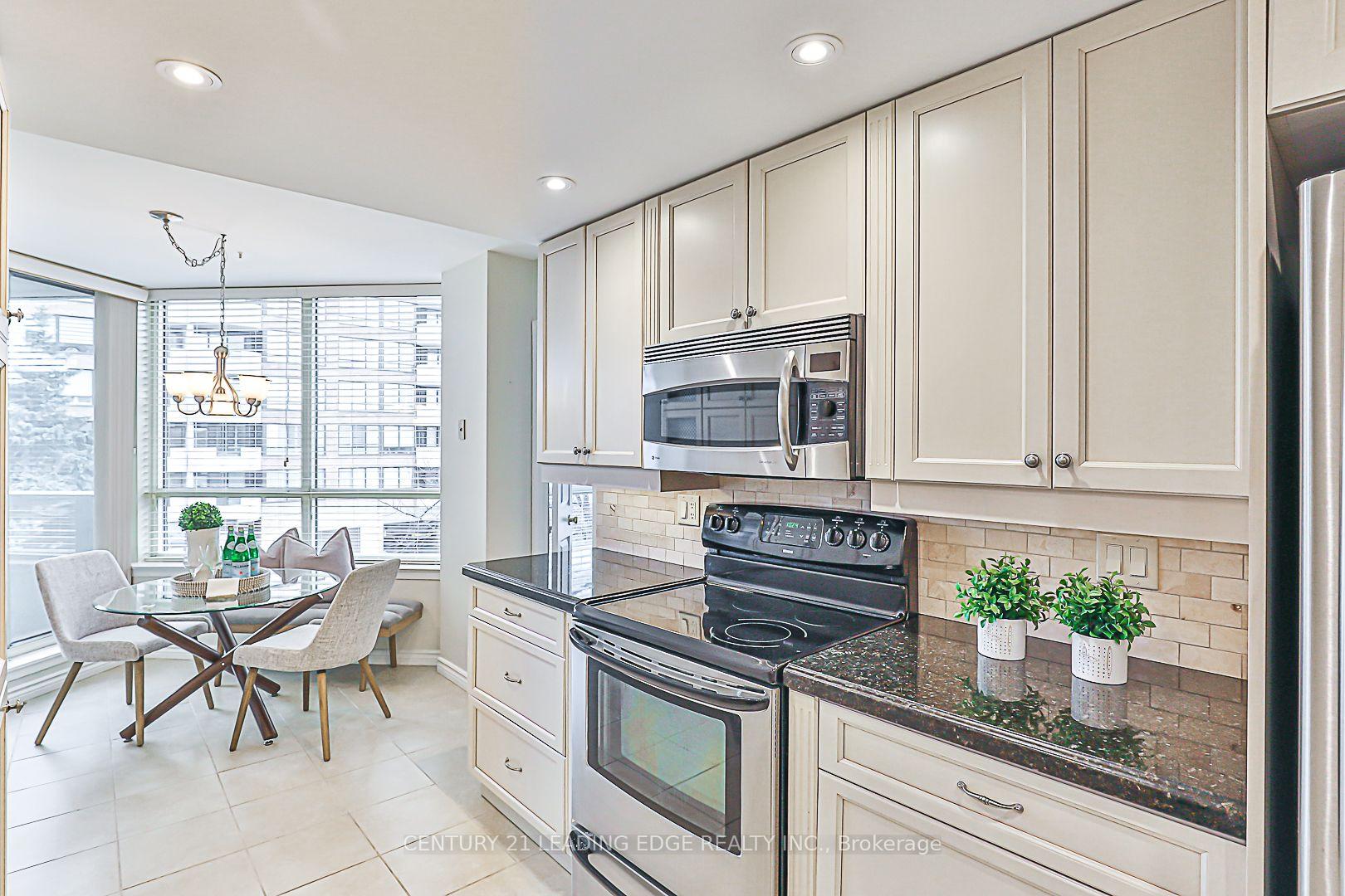 Photo 11 of Unit 324, 25 Austin Drive, Markham, Markville — HOMEH
