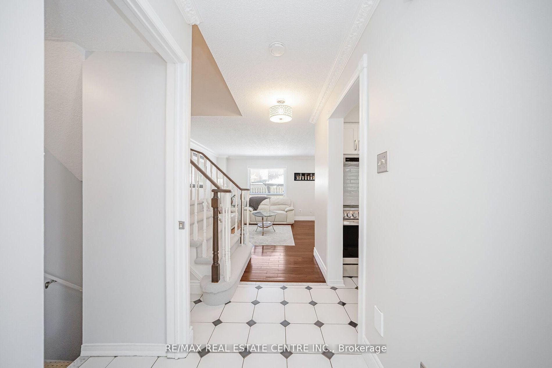 Photo 48 of 36 Lockwood Road, Brampton, Fletcher's West — HOMEH