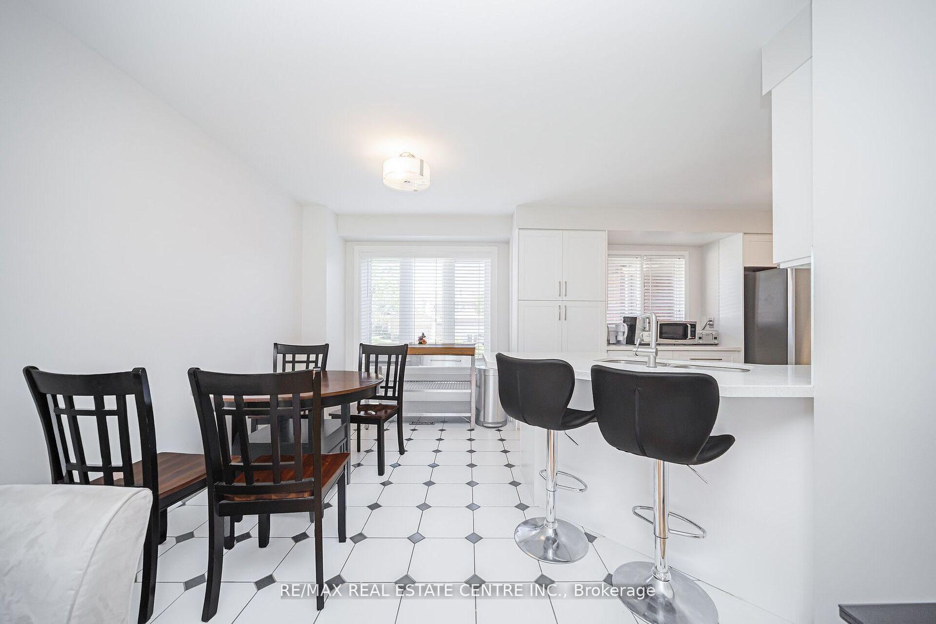 Photo 14 of 36 Lockwood Road, Brampton, Fletcher's West — HOMEH