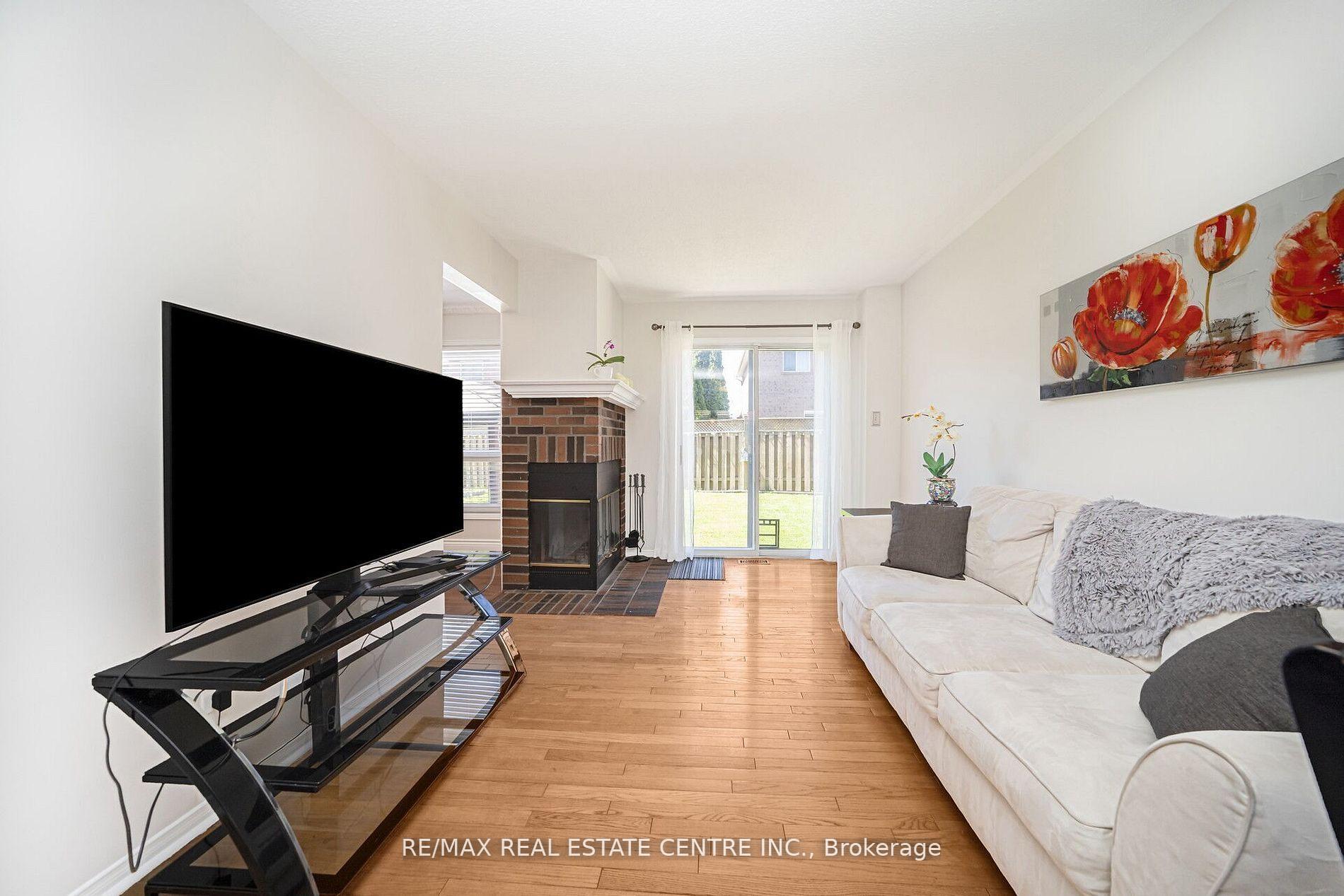 Photo 15 of 36 Lockwood Road, Brampton, Fletcher's West — HOMEH
